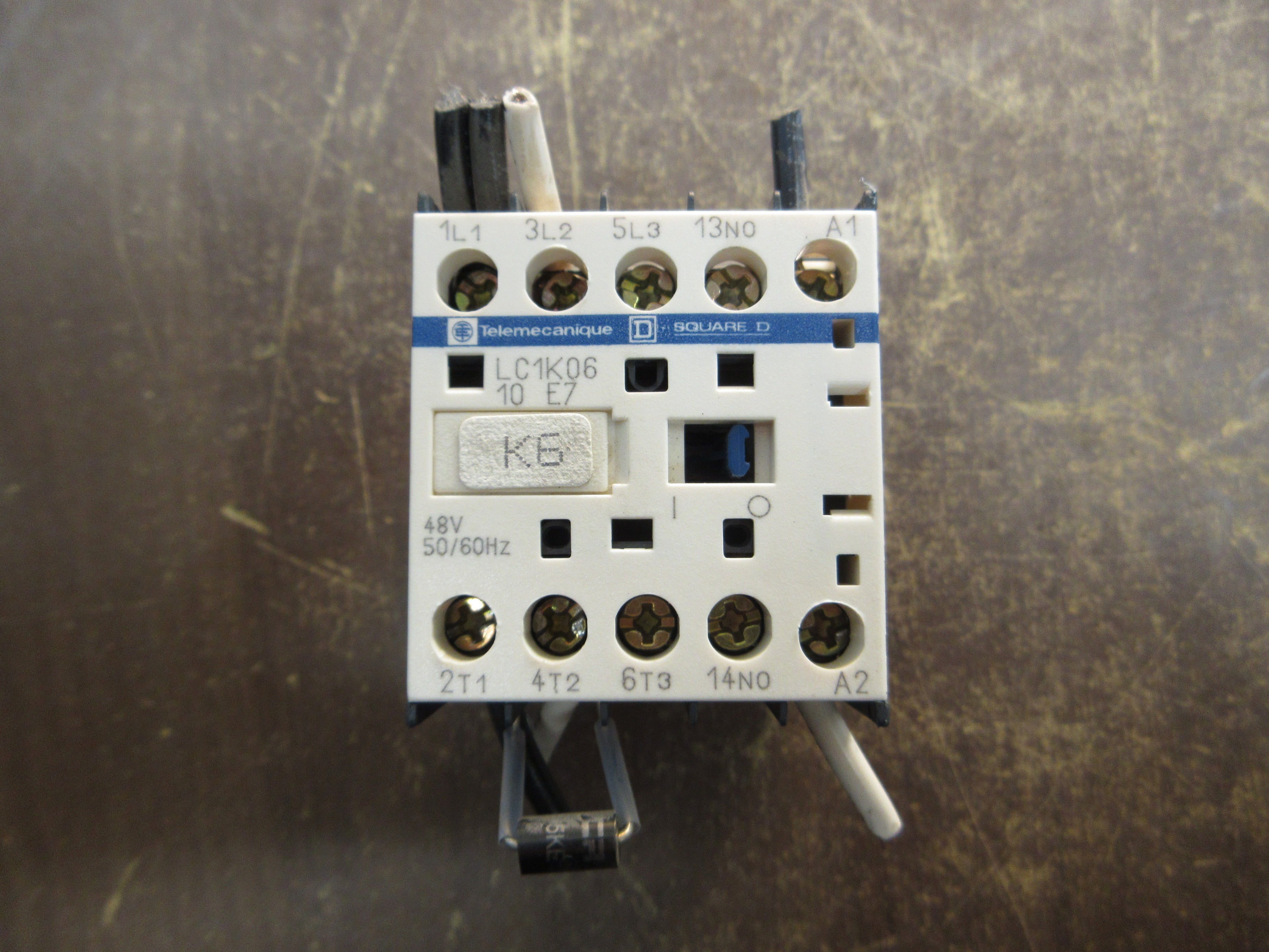 Square D Contactor LC1K06 10 E7 48V Coil Used