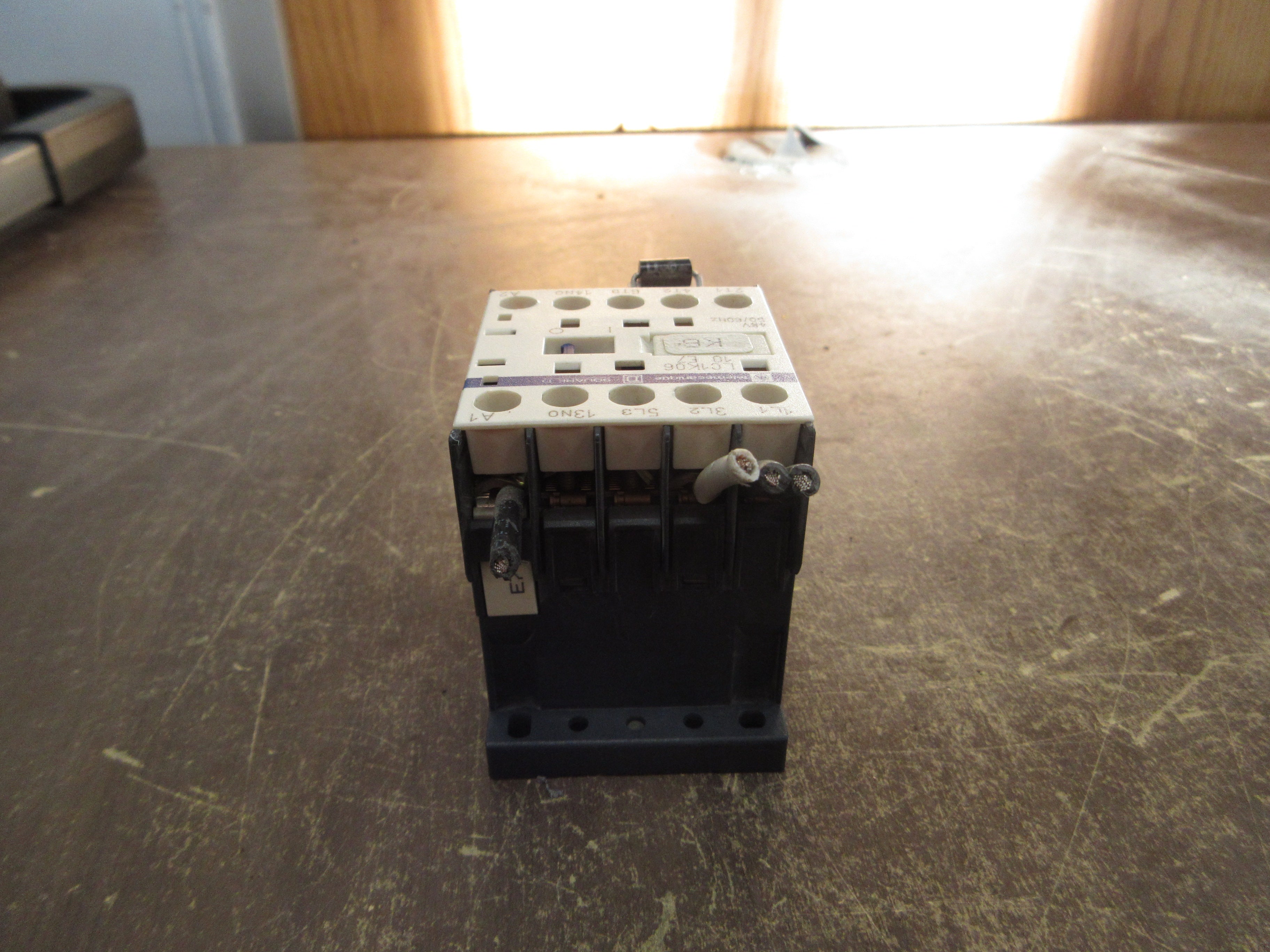 Square D Contactor LC1K06 10 E7 48V Coil Used