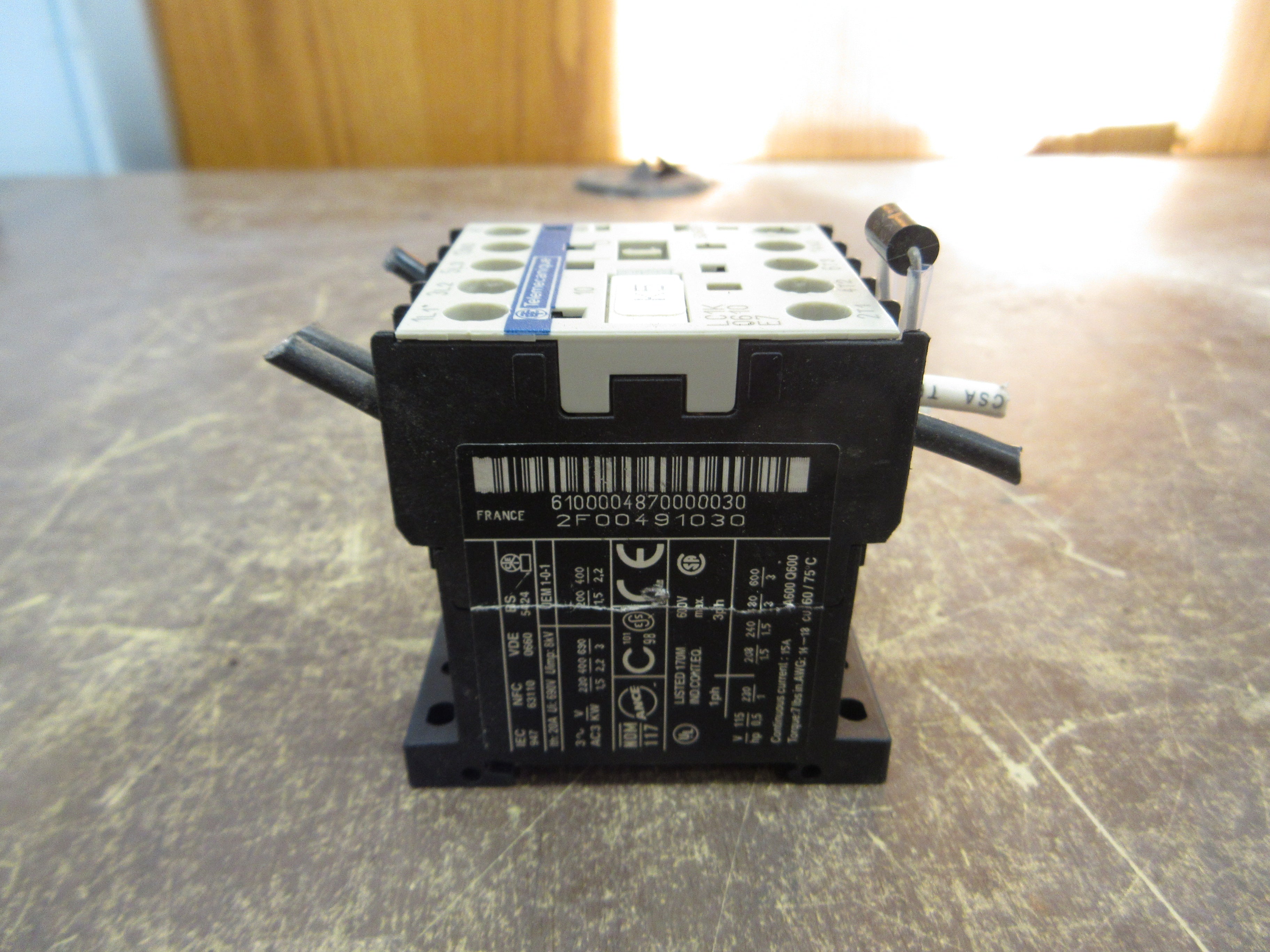 Telemecanique Contactor LC1K 0610 E7 48V Coil Used