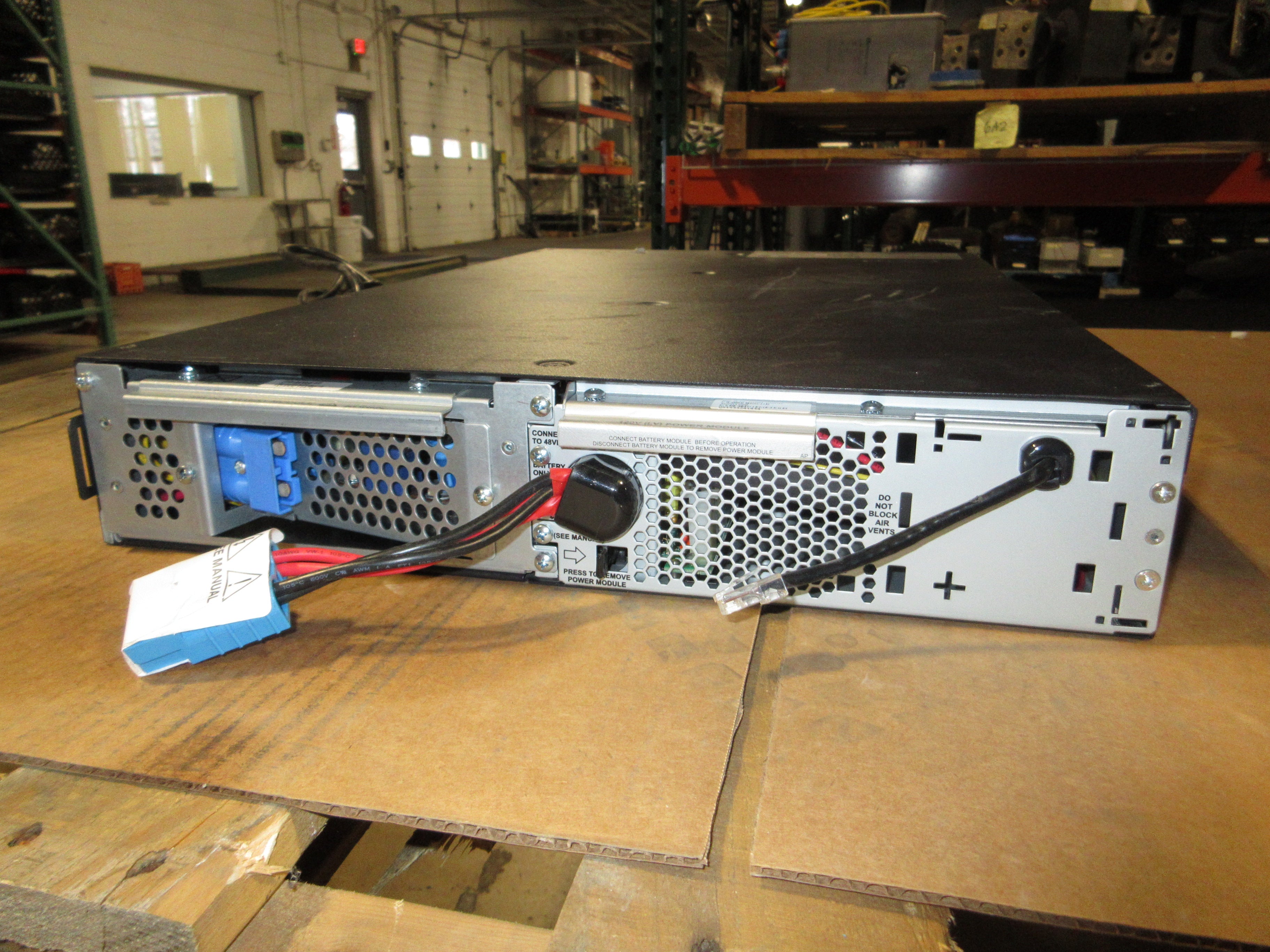 APC Smart-UPS SUM1500RMXL2U 1440VA 1425W Used