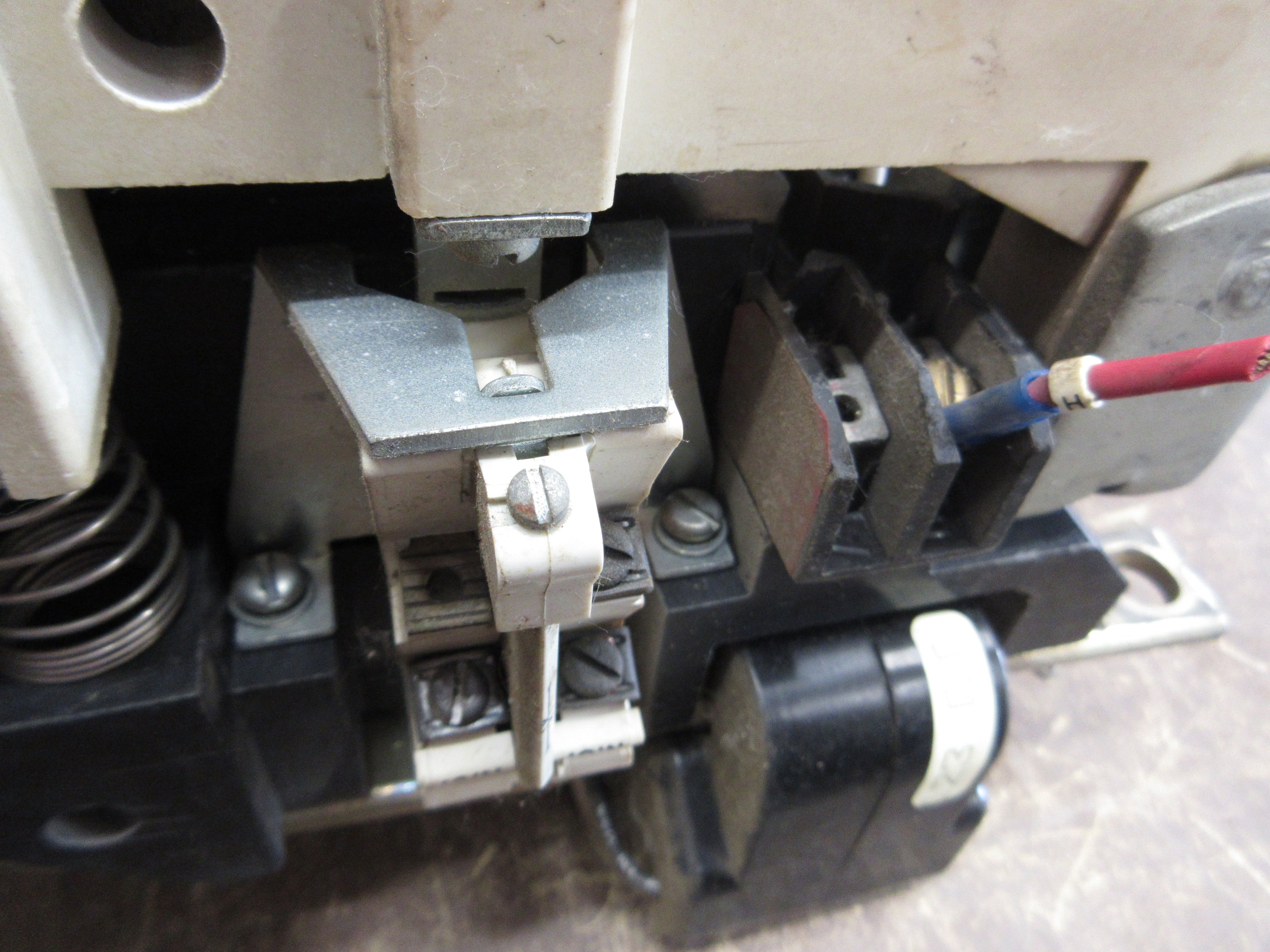 Westinghouse Size 5 Starter A200M5CAC 600V 3Ph 200HP Used