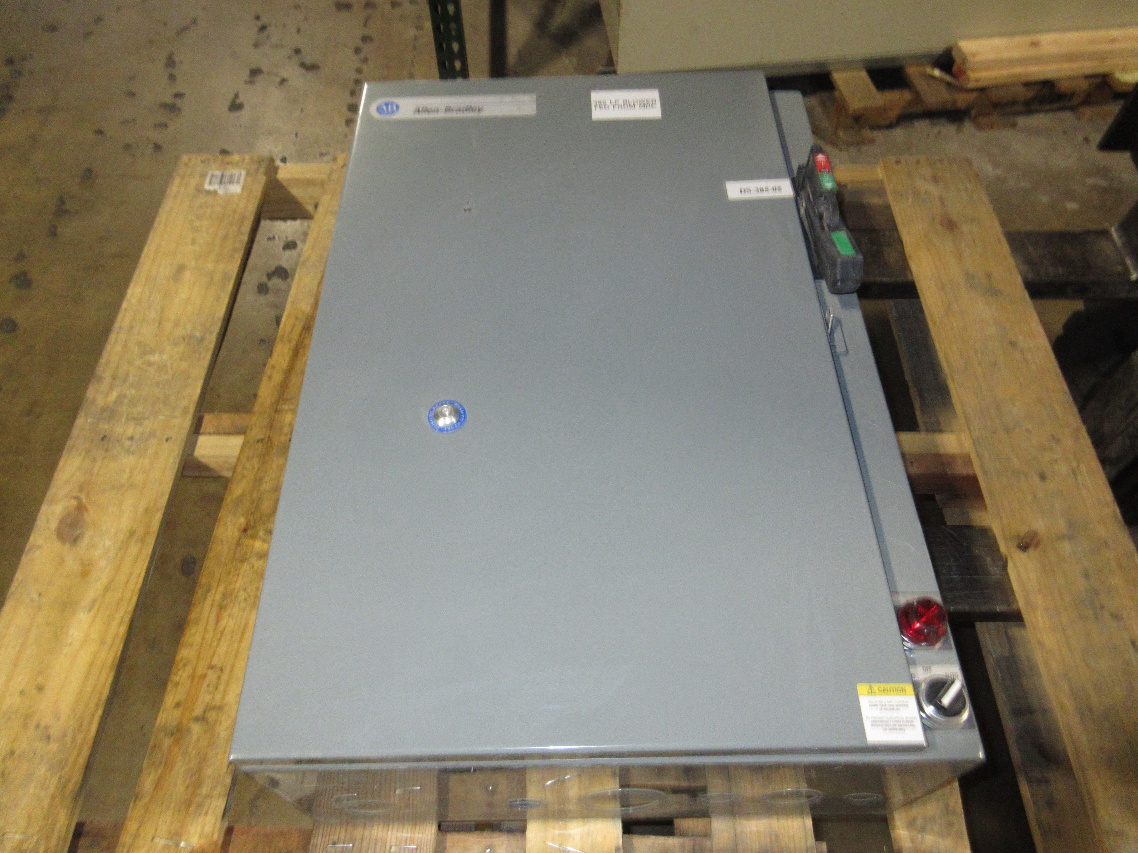 Allen-Bradley Fusible Size 3 Combination 512-DAB-A2L-3-4R-6P-26R-90011 120V Coil
