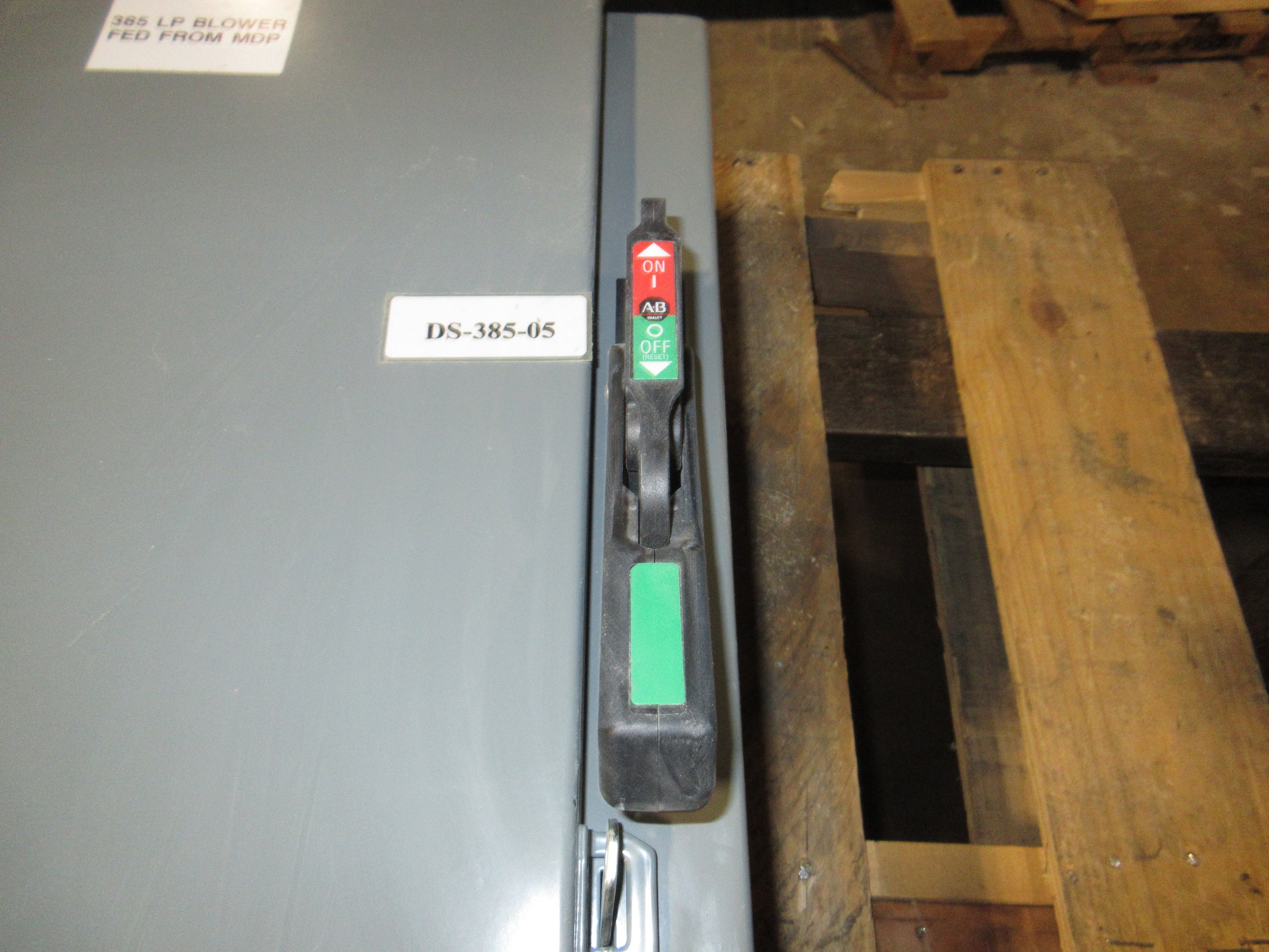 Allen-Bradley Fusible Size 3 Combination 512-DAB-A2L-3-4R-6P-26R-90011 120V Coil