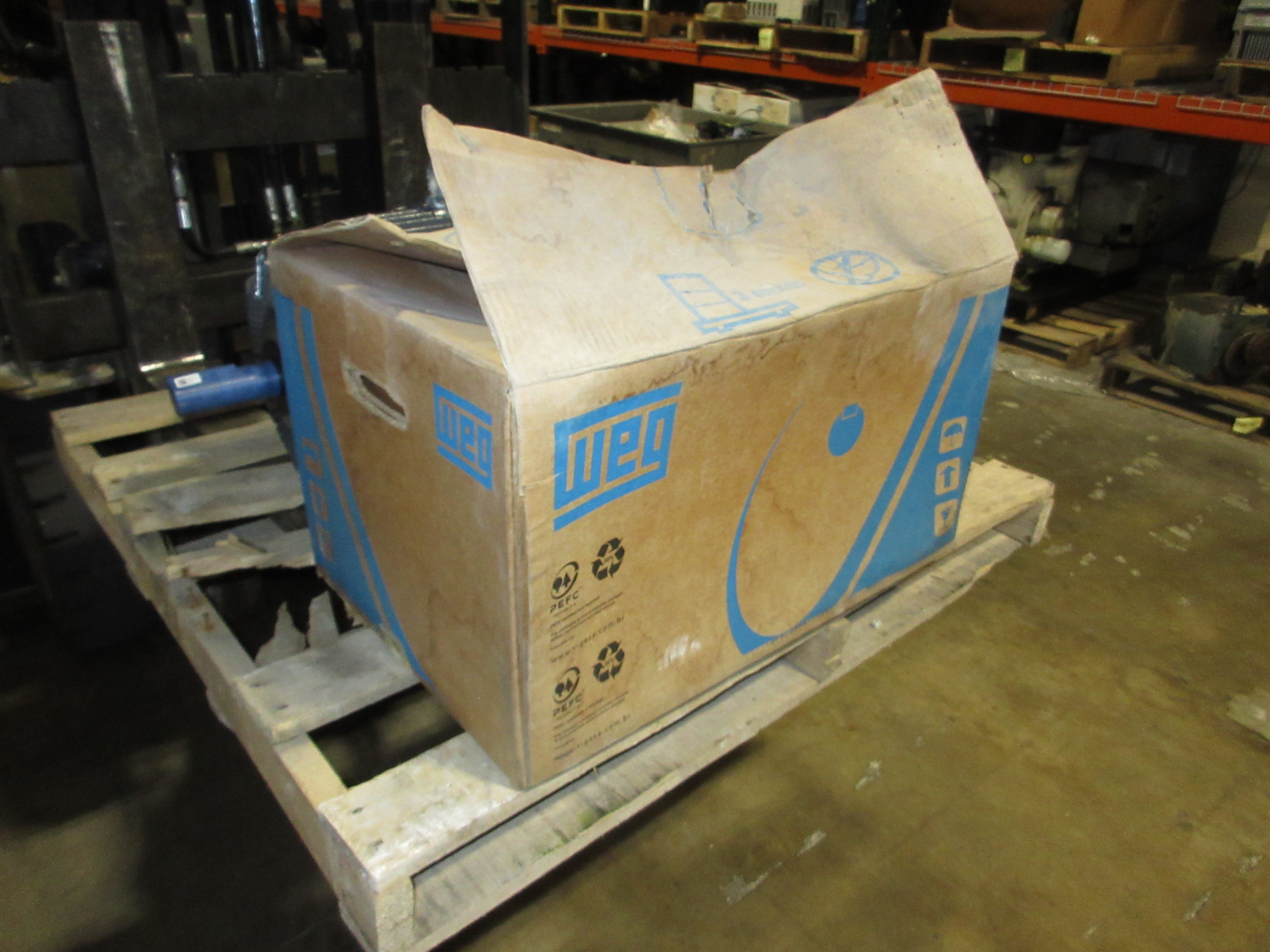 WEG Motor 00312E13E213TC-W22 3HP 1200RPM 230/460V 8.83/4.41A 3Ph 60Hz
