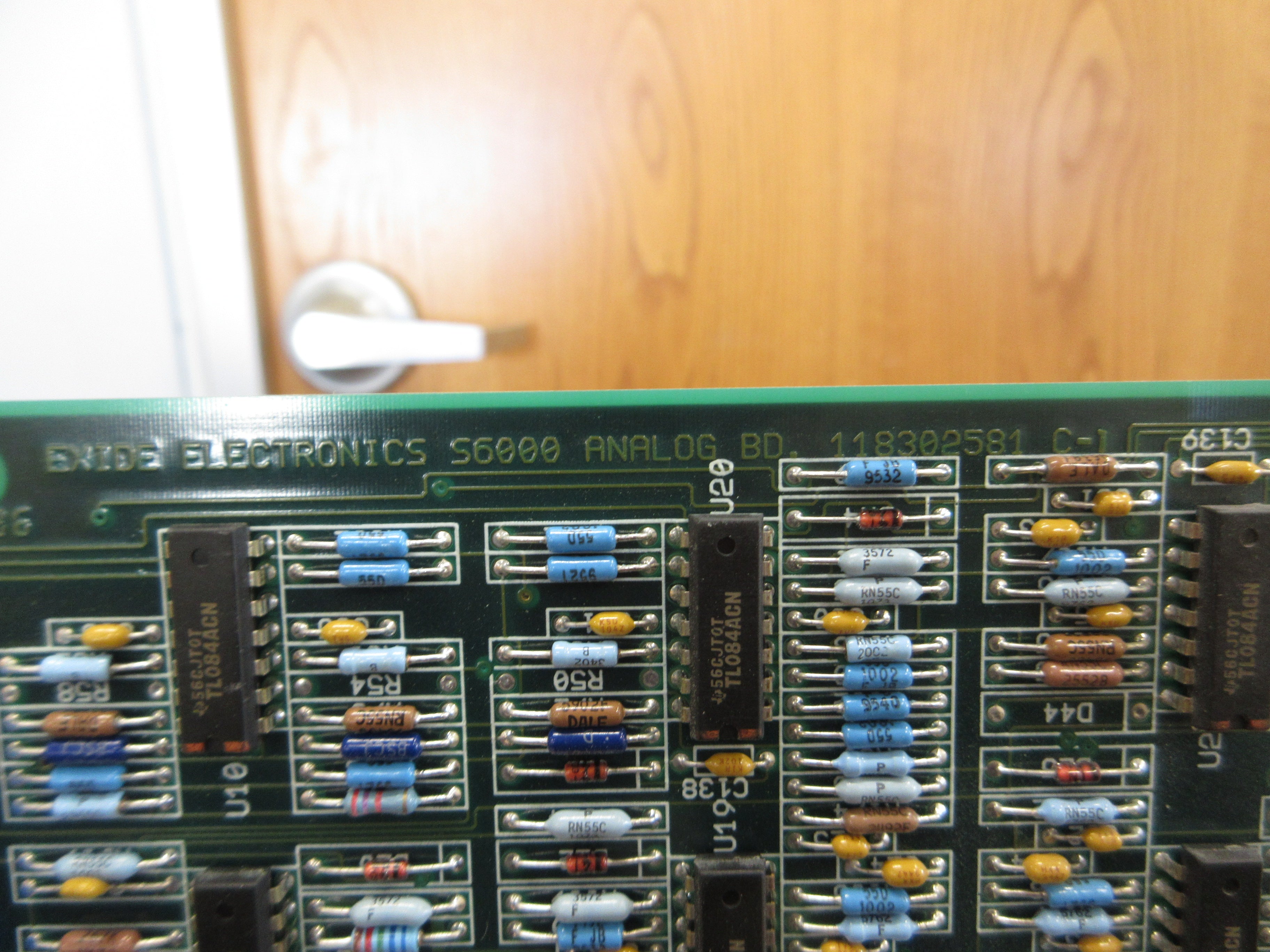 Exide Electronics S6000 Analog Board 118302581 Rev. C-1 Used