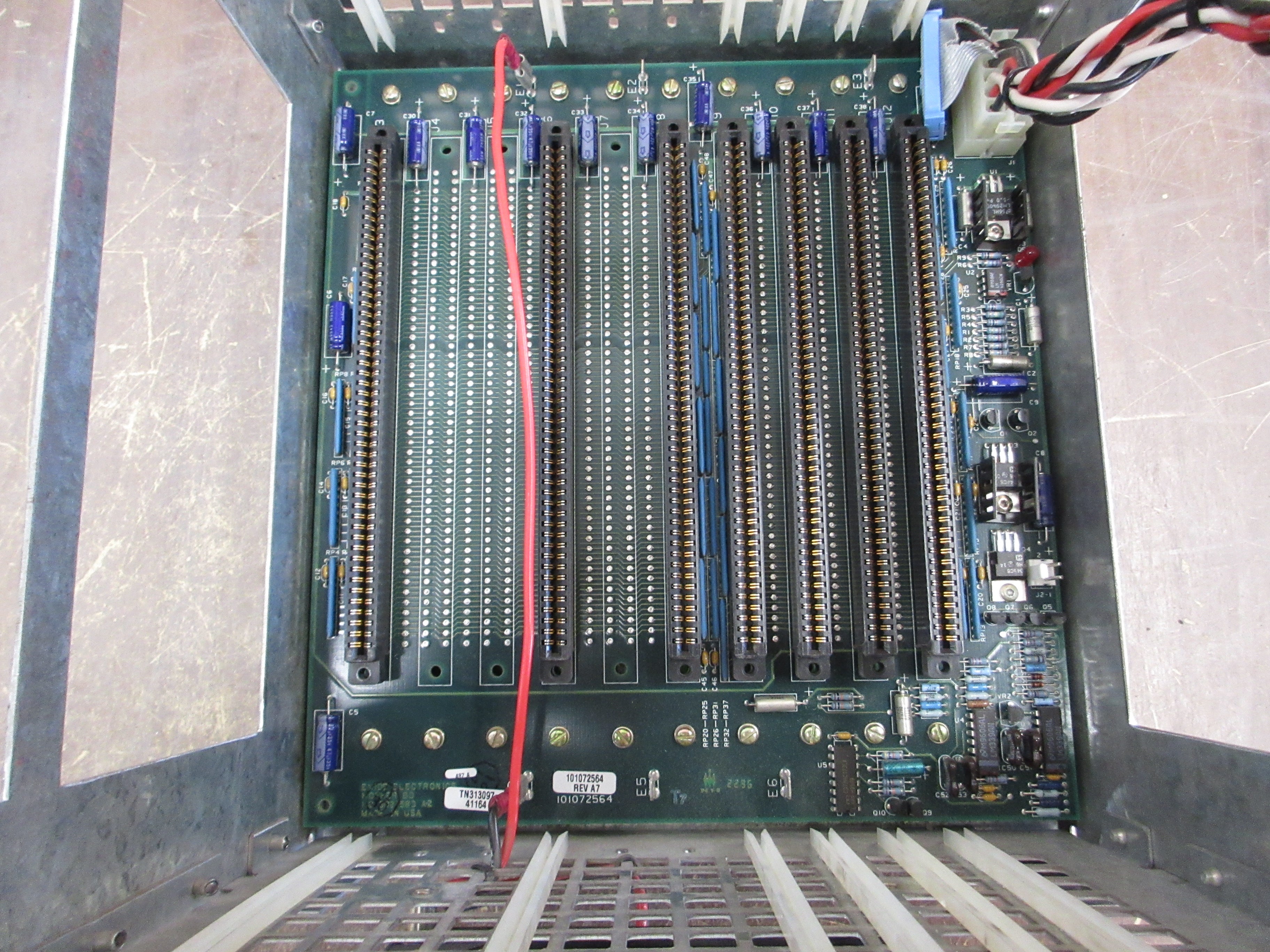 Exide Electronics PLC Rack 118 302 583 Rev. A-2 Used