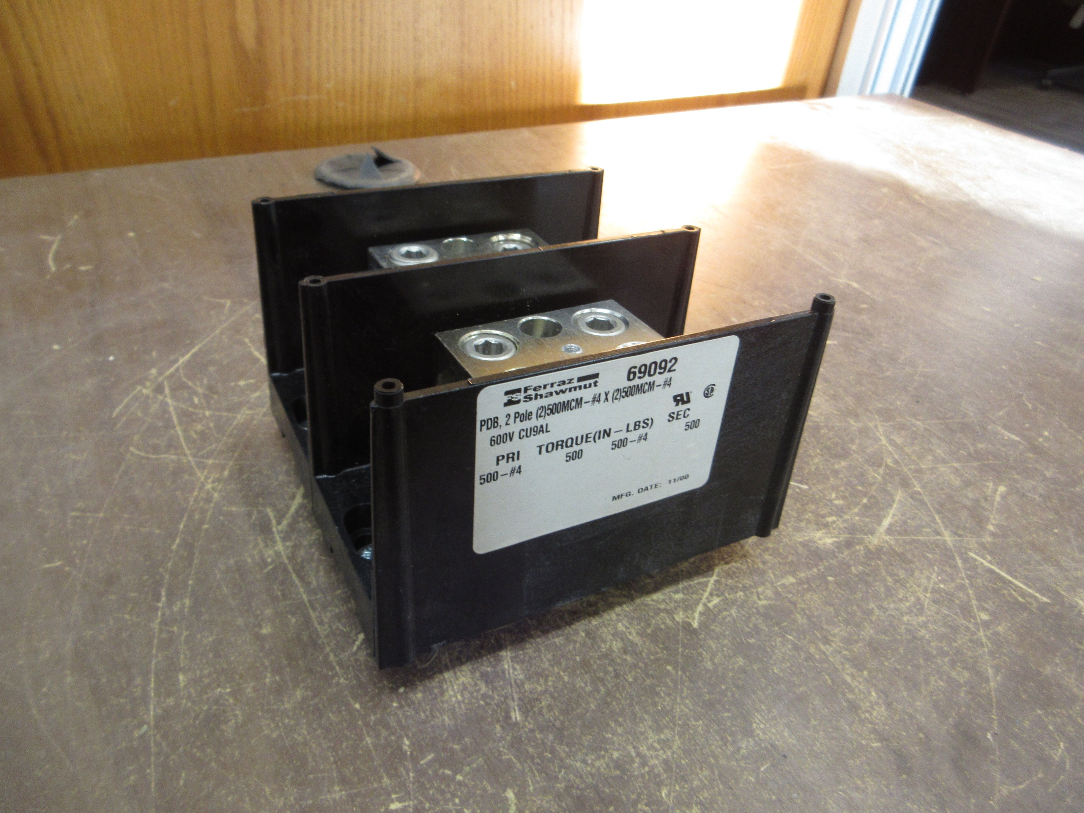 Ferraz Shawmut Power Distribution Block 69092 2P 600V Line: 500-#4 Load: 500-#4