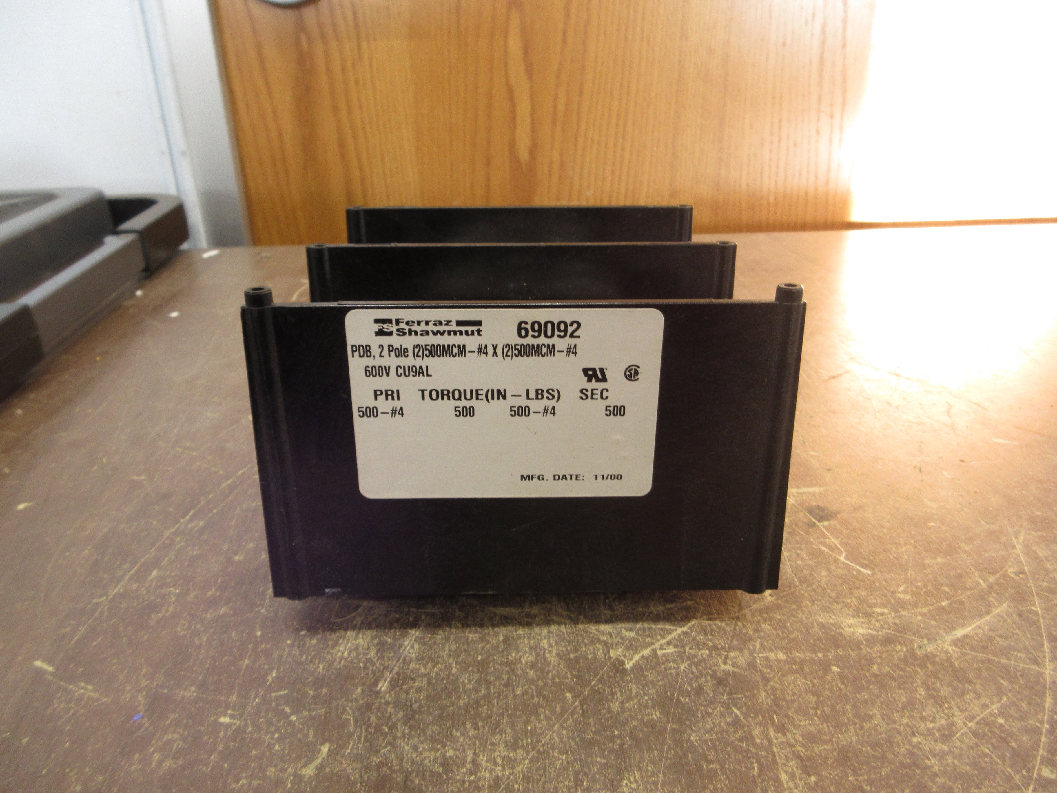Ferraz Shawmut Power Distribution Block 69092 2P 600V Line: 500-#4 Load: 500-#4