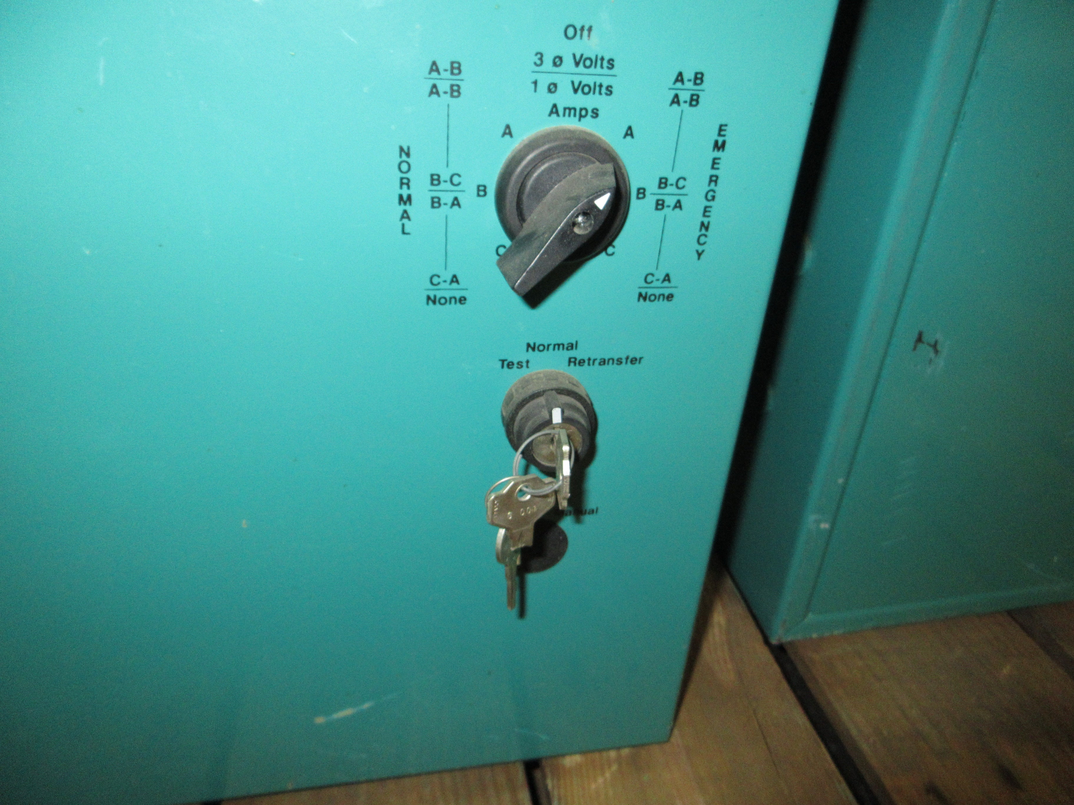 Cummins Onan Automatic Transfer Switch OTCU 1508 150A 120/208V 1Ph 60Hz 4W Used