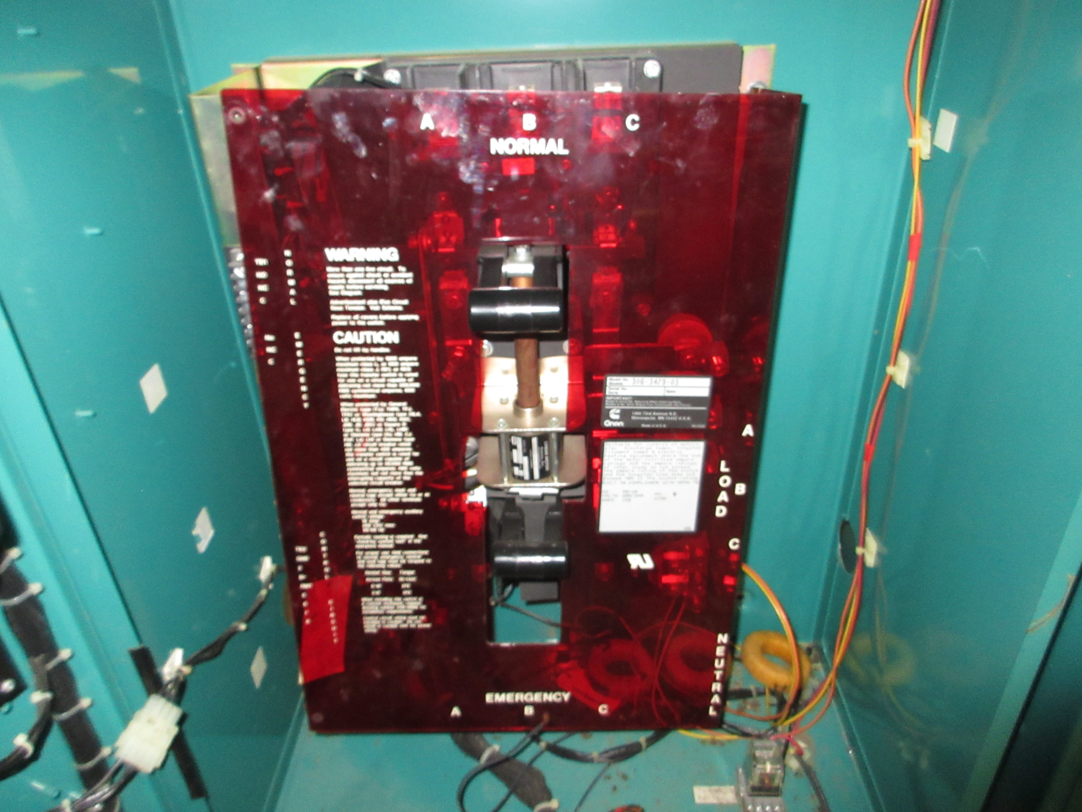 Cummins Onan Automatic Transfer Switch OTCU 1508 150A 120/208V 1Ph 60Hz 4W Used