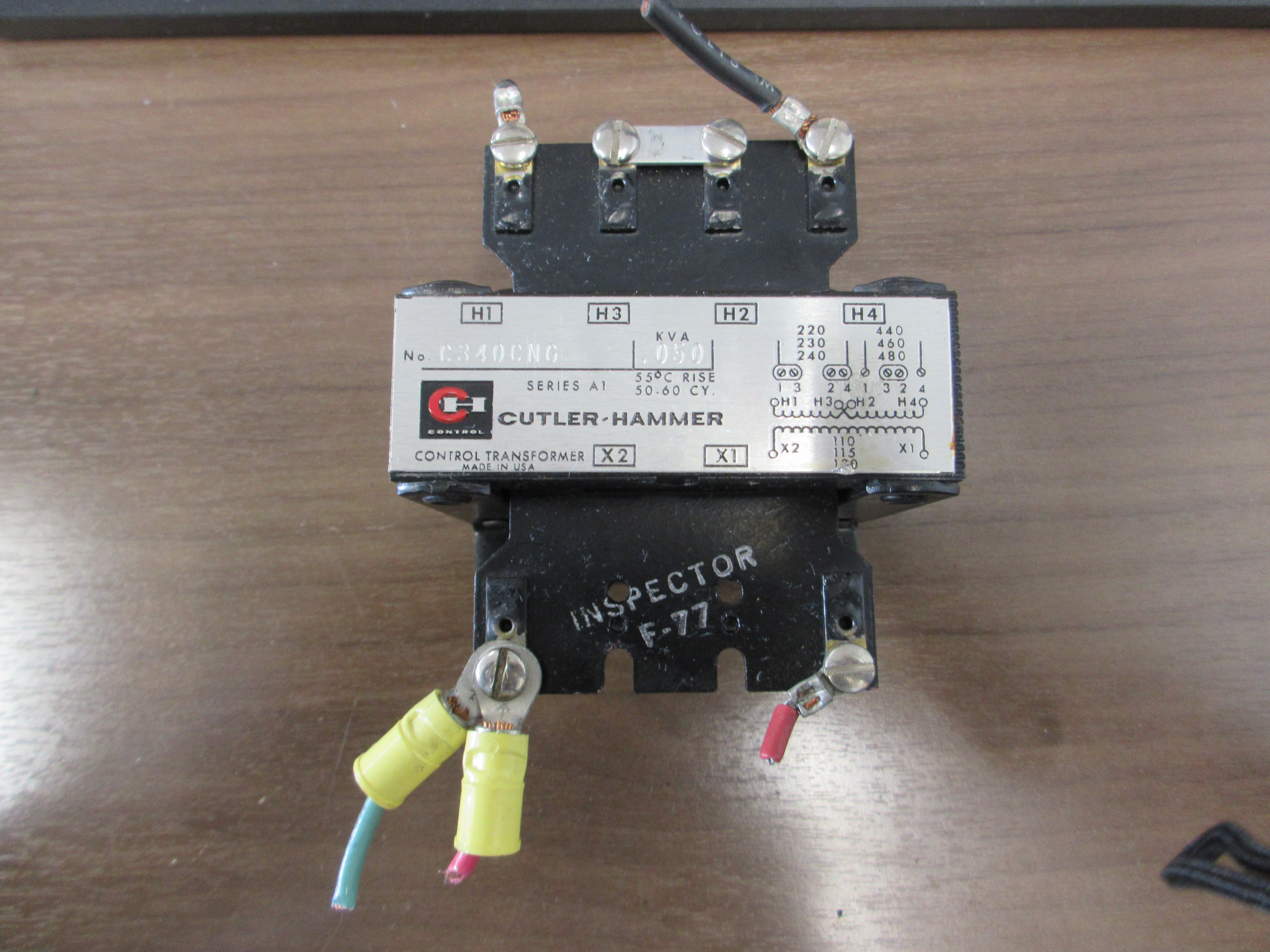 Cutter-Hammer Transformer C340CNG 0.050KVA Ser. A1 Pri: 240/480V Sec: 120V Used