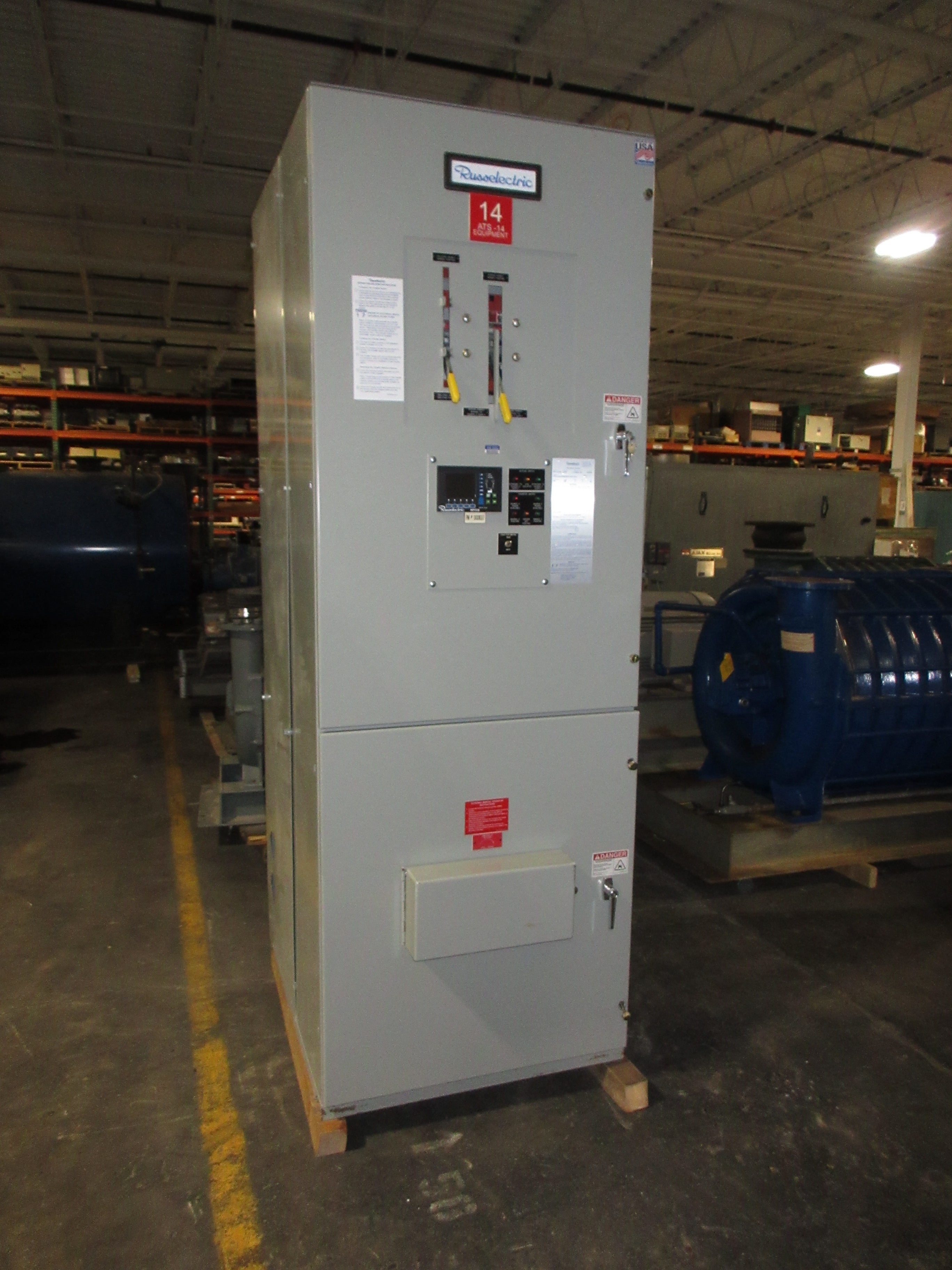 Russelectric Automatic Transfer Switch w/ Bypass RTS03-ABLB6003BMF1-RPTCS05 Used