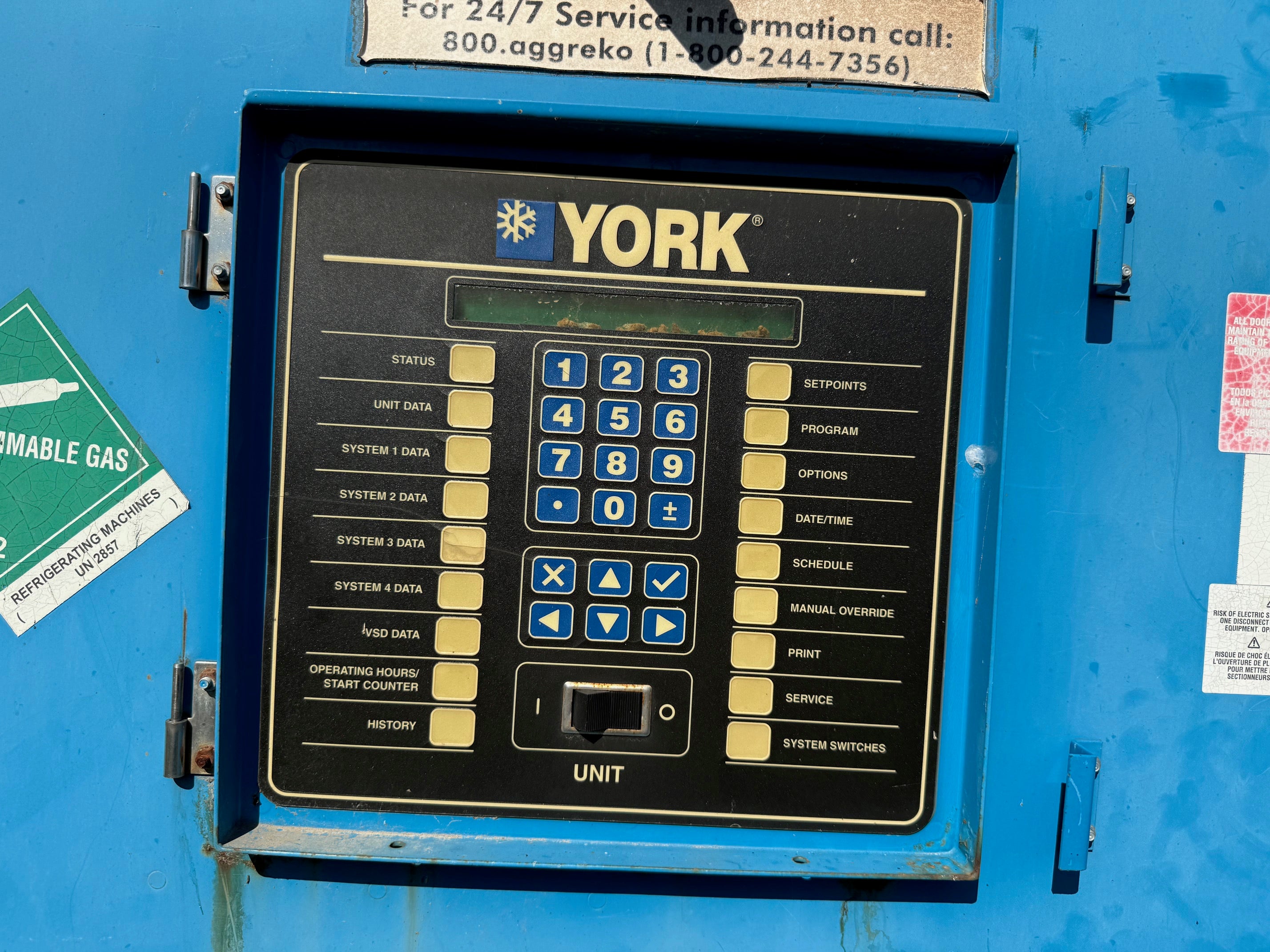 York Air Cooled YCIV Chiller 227 Ton 460V MFD: 3/13 Bent Control Panel