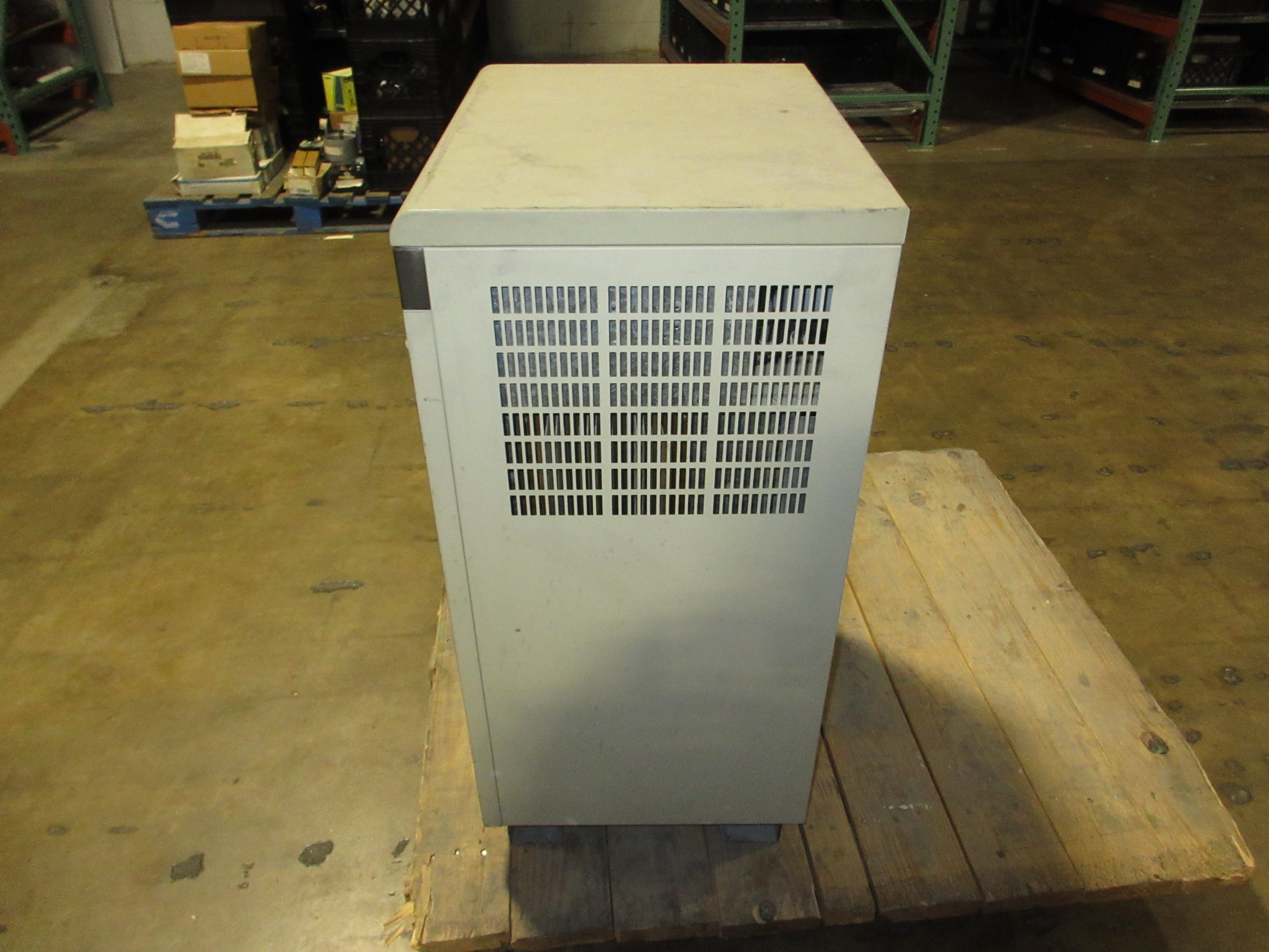 Square D Topaz Power Conditioner 61615-02 15kVA Used