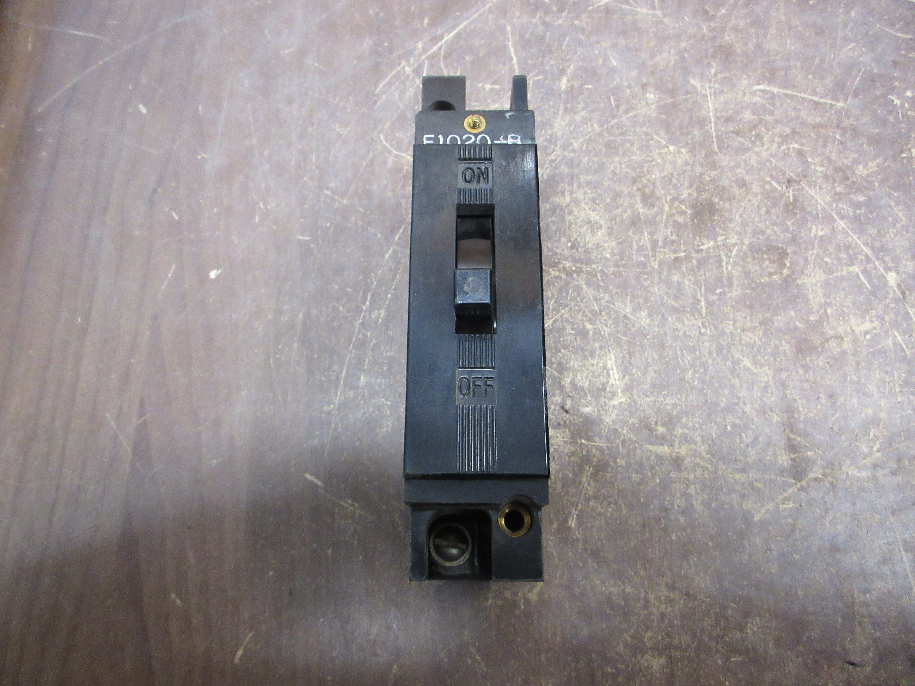 Westinghouse Circuit Breaker E1020-B 20A 277V 1P Used
