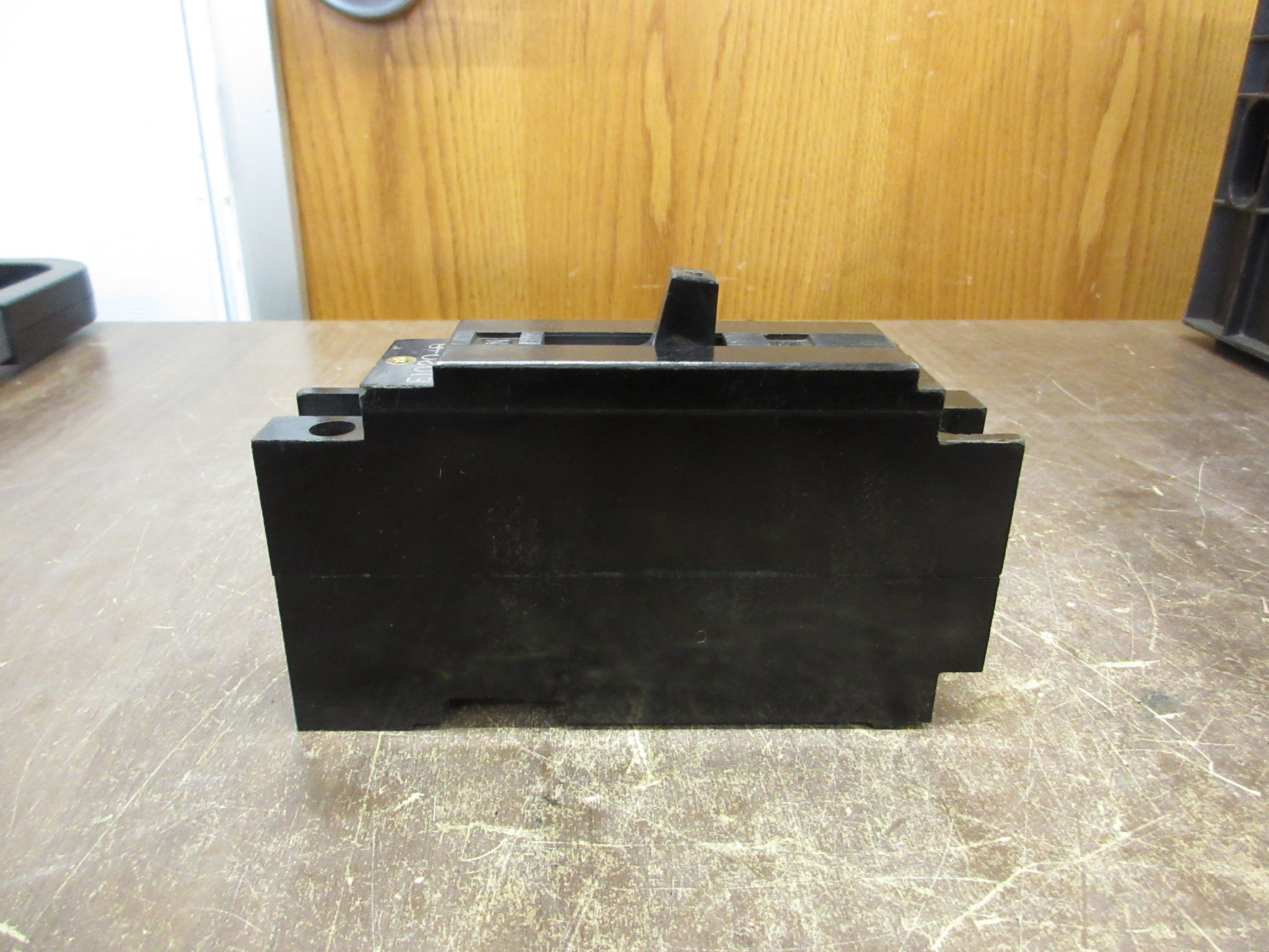Westinghouse Circuit Breaker E1020-B 20A 277V 1P Used