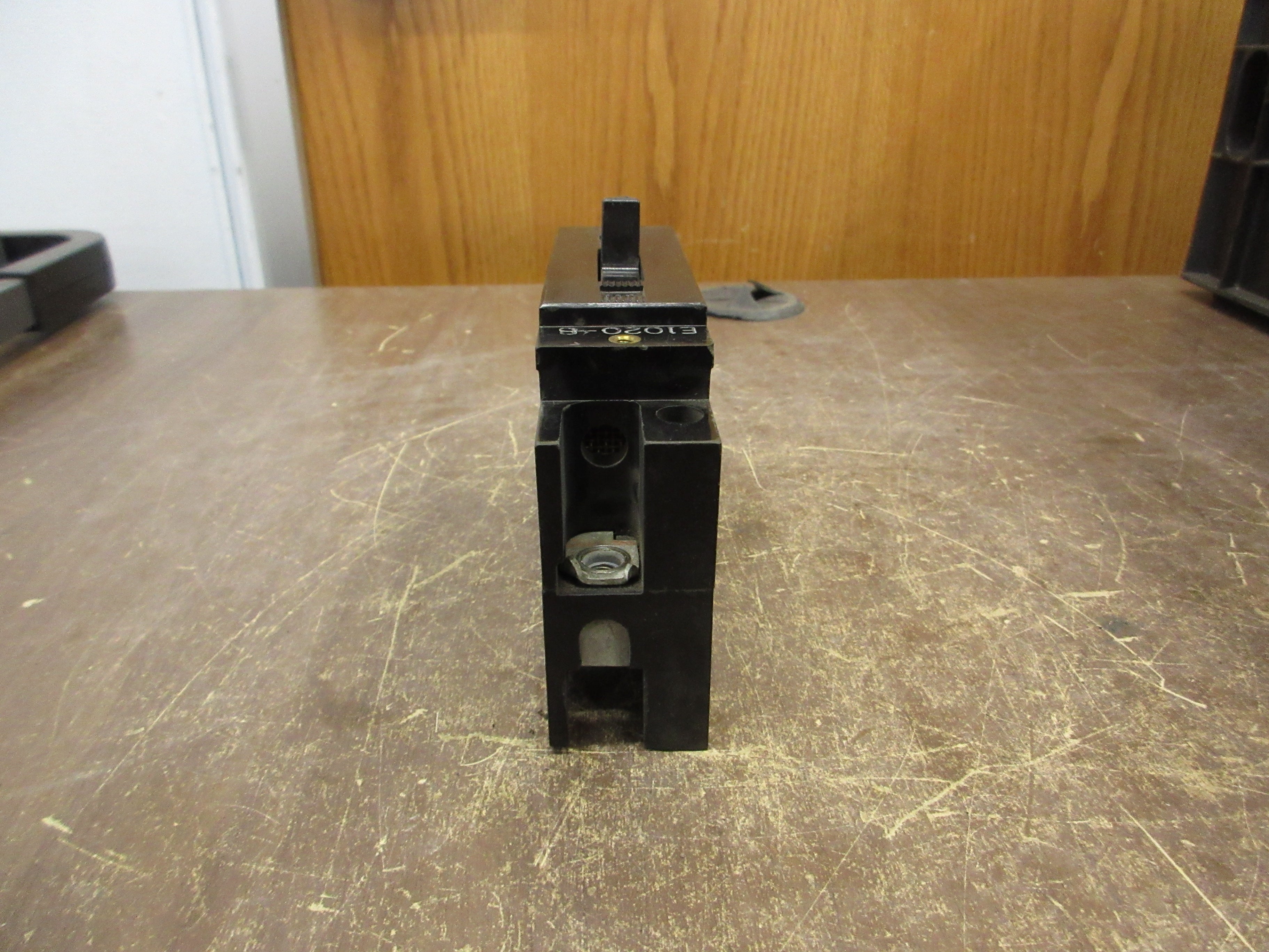Westinghouse Circuit Breaker E1020-B 20A 277V 1P Used