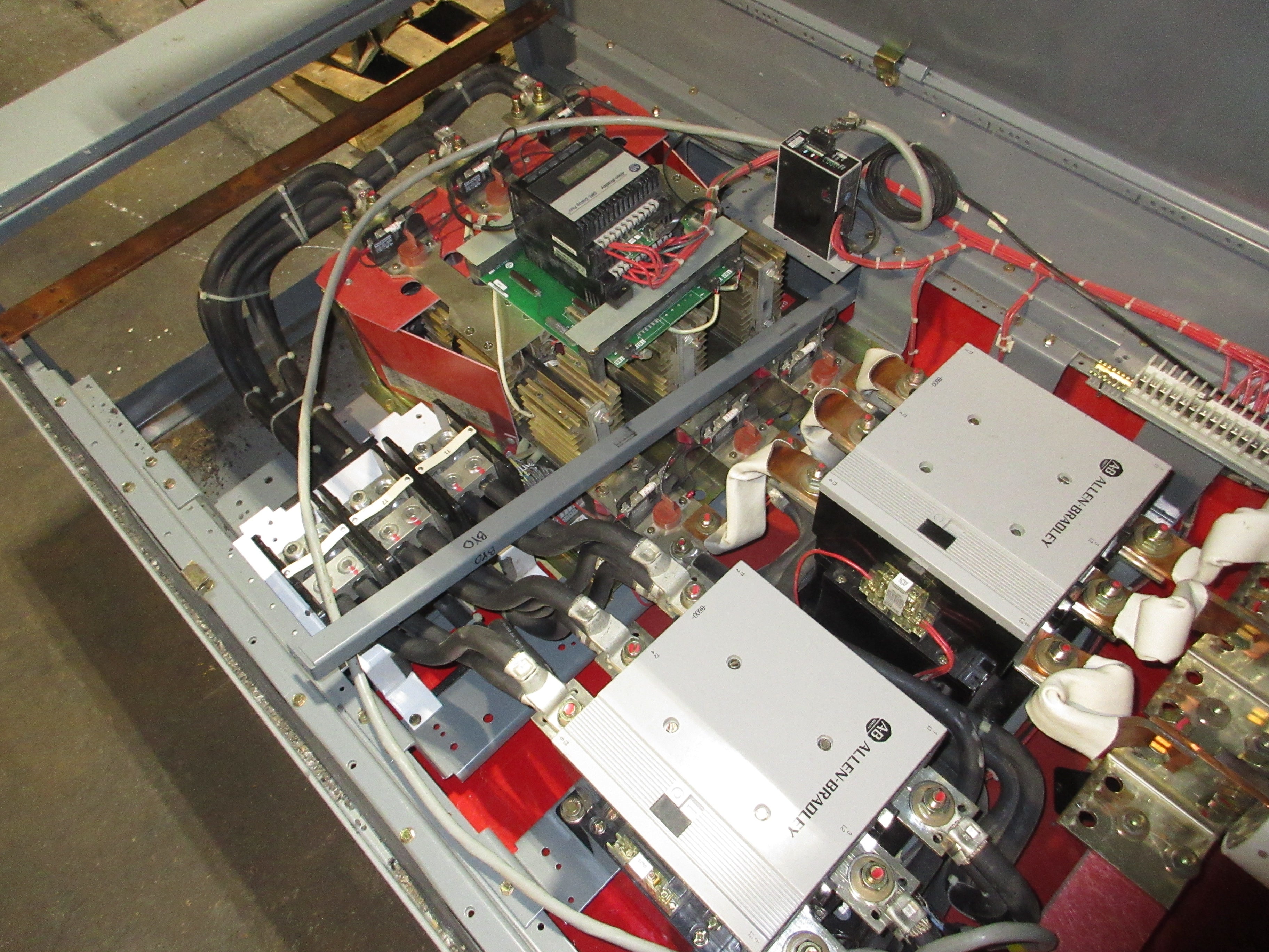 Allen-Bradley 2100 Motor Control Center SNJ BSBY89/10 Ser. N 400HP Used