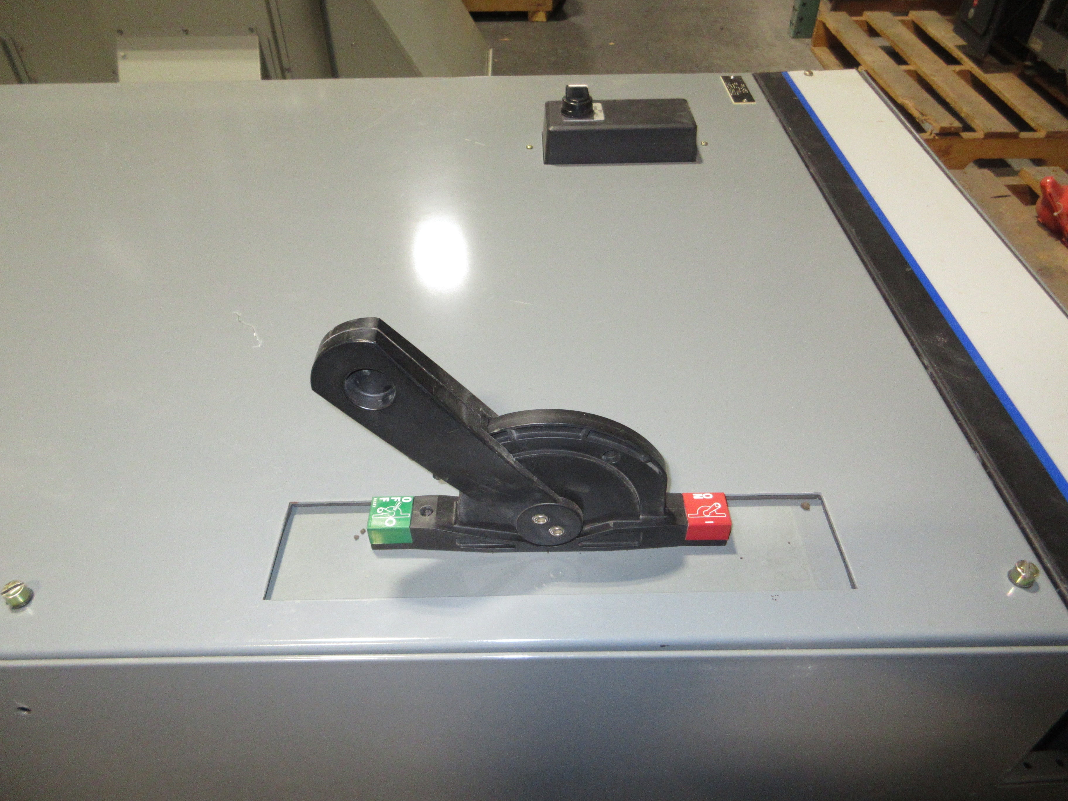 Allen-Bradley 2100 Motor Control Center SNJ BSBY89/10 Ser. N 400HP Used