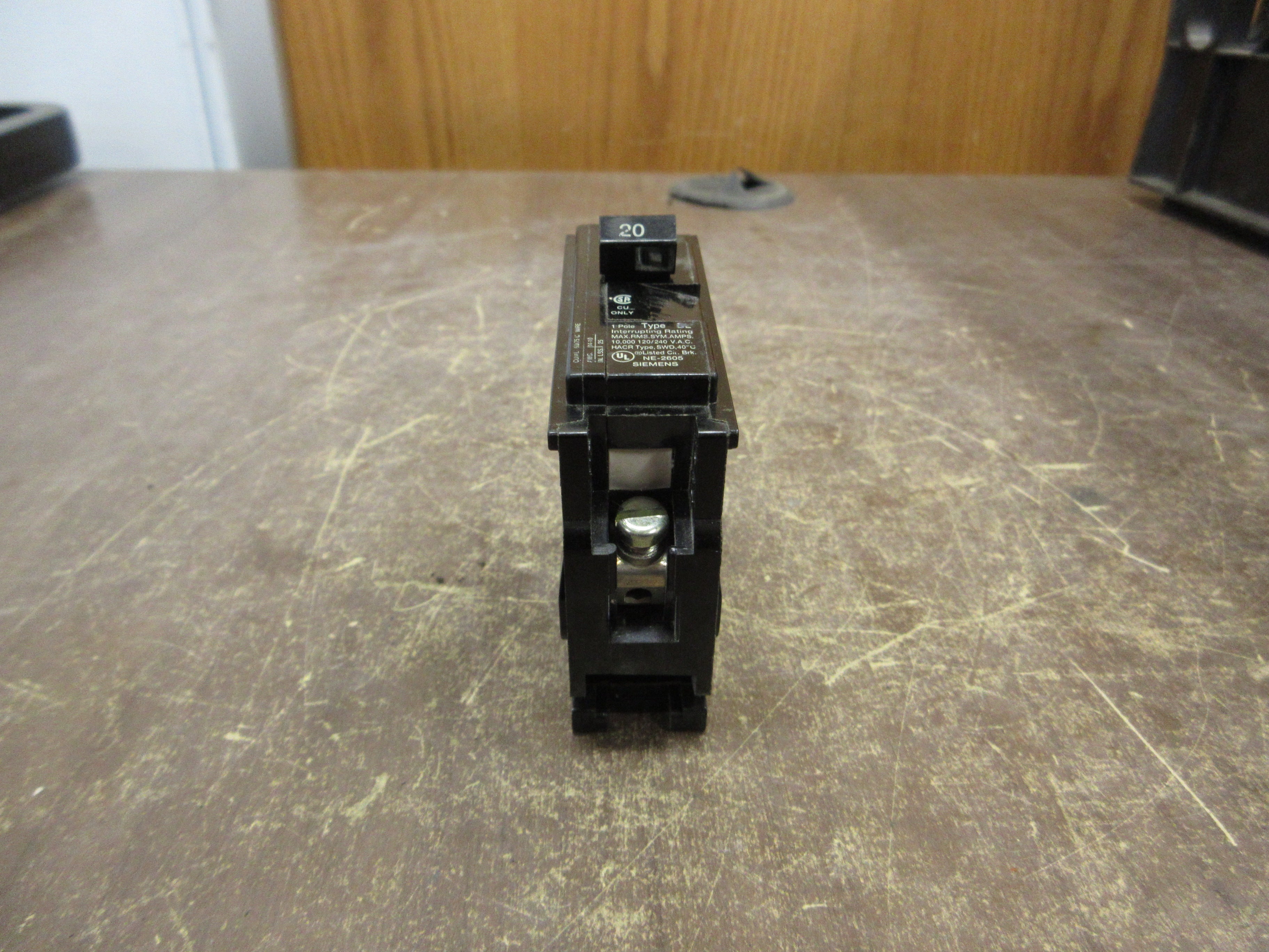 Siemens Type BL Circuit Breaker B120 20A 120/240V 1P *Lot of 4* Used