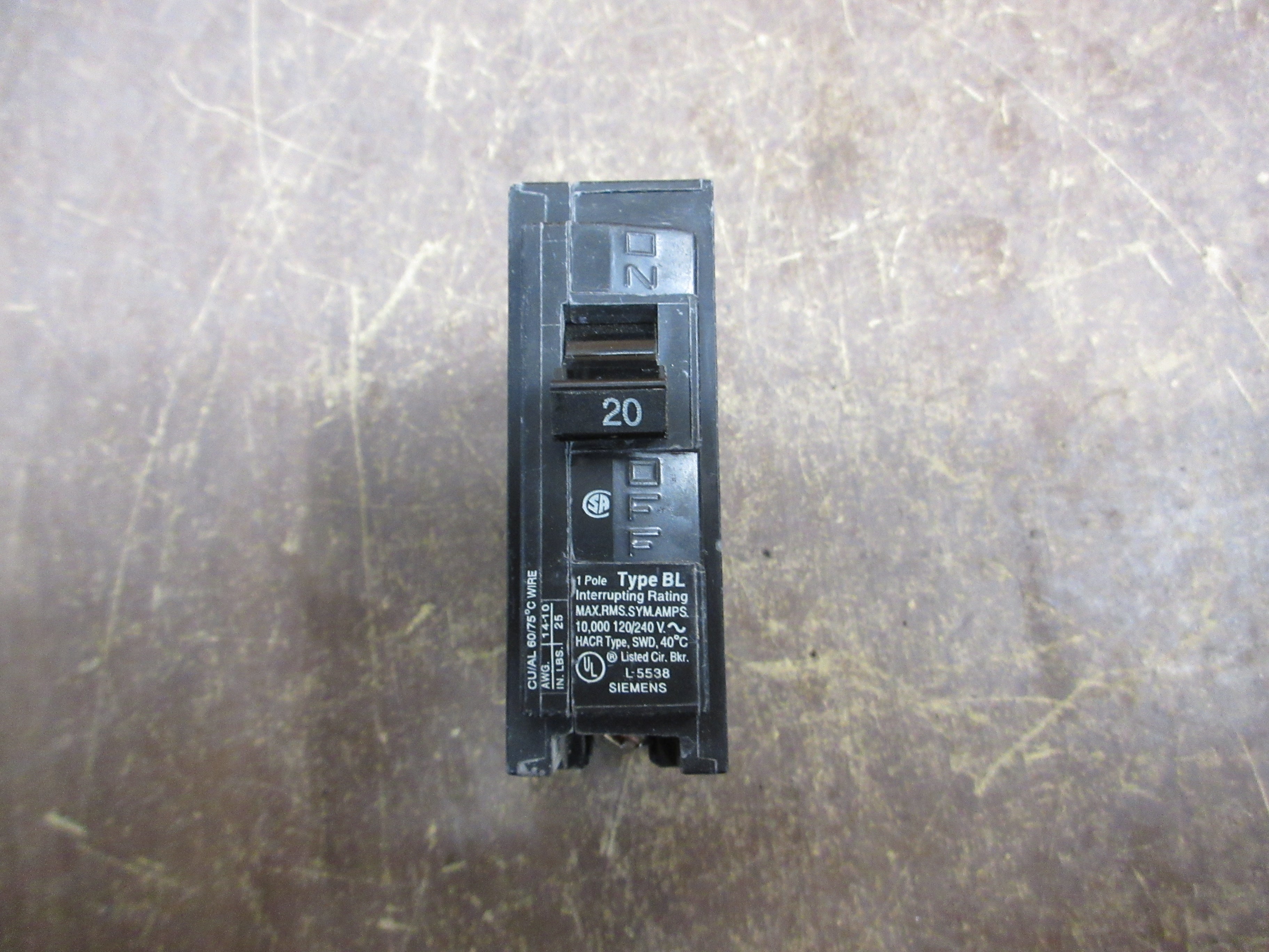 Siemens Type BL Circuit Breaker B120 120/240V 20A 1P *Lot of 4* Used