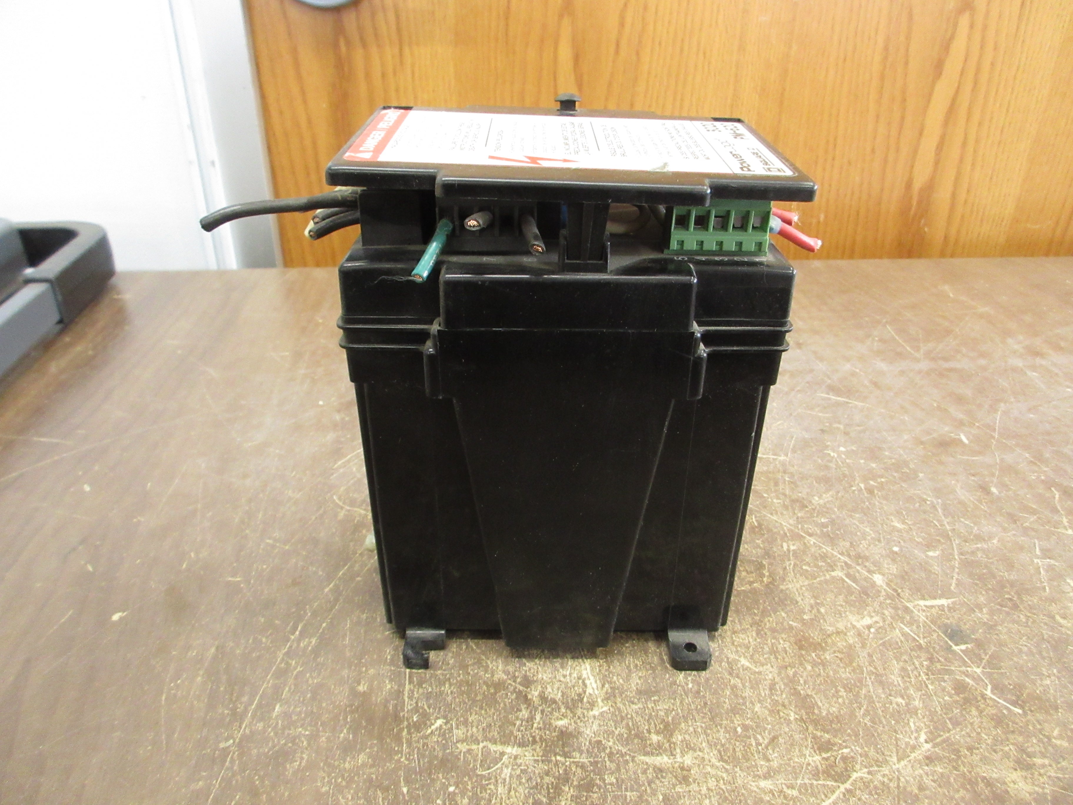 Square D PowerLogic Power Meter 3020 PM-620 Ser. F3 Used