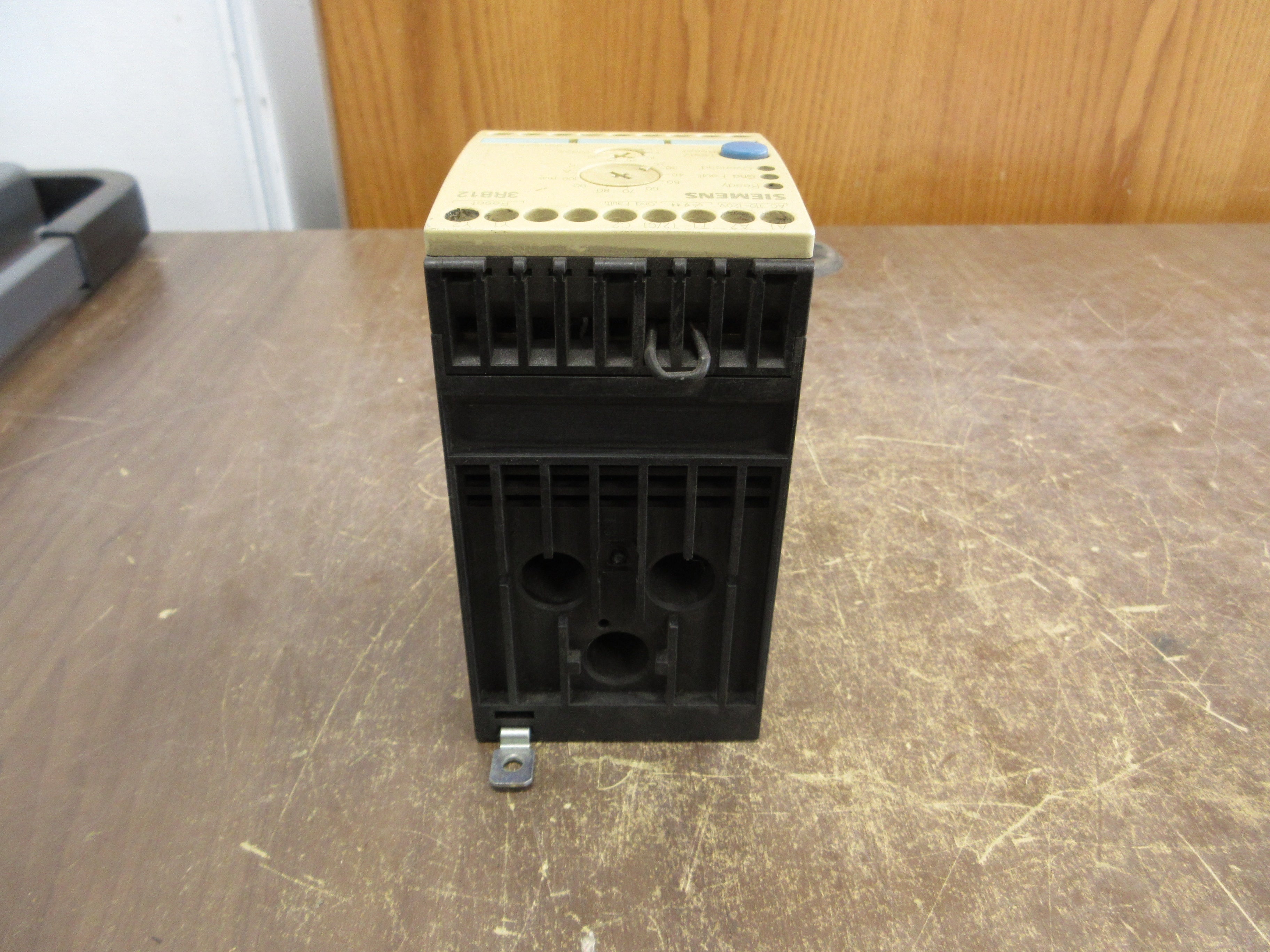 Siemens Solid State Overload 3RB1246-1EG20 Trip: 25-100A Used