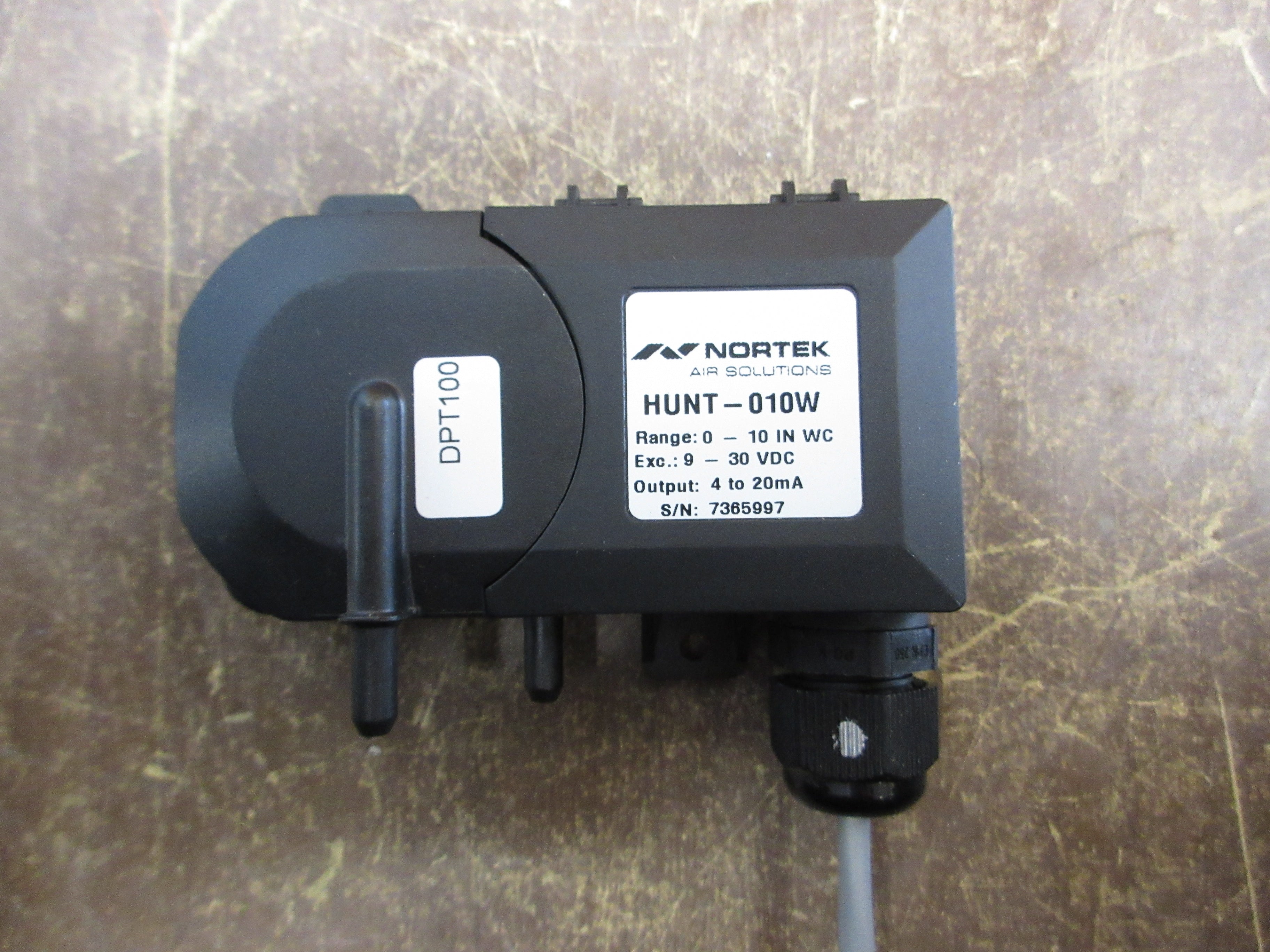 Nortek Pressure Transducer HUNT-010W 9-30VDC Range: 0-10in WC Output: 4-20mA