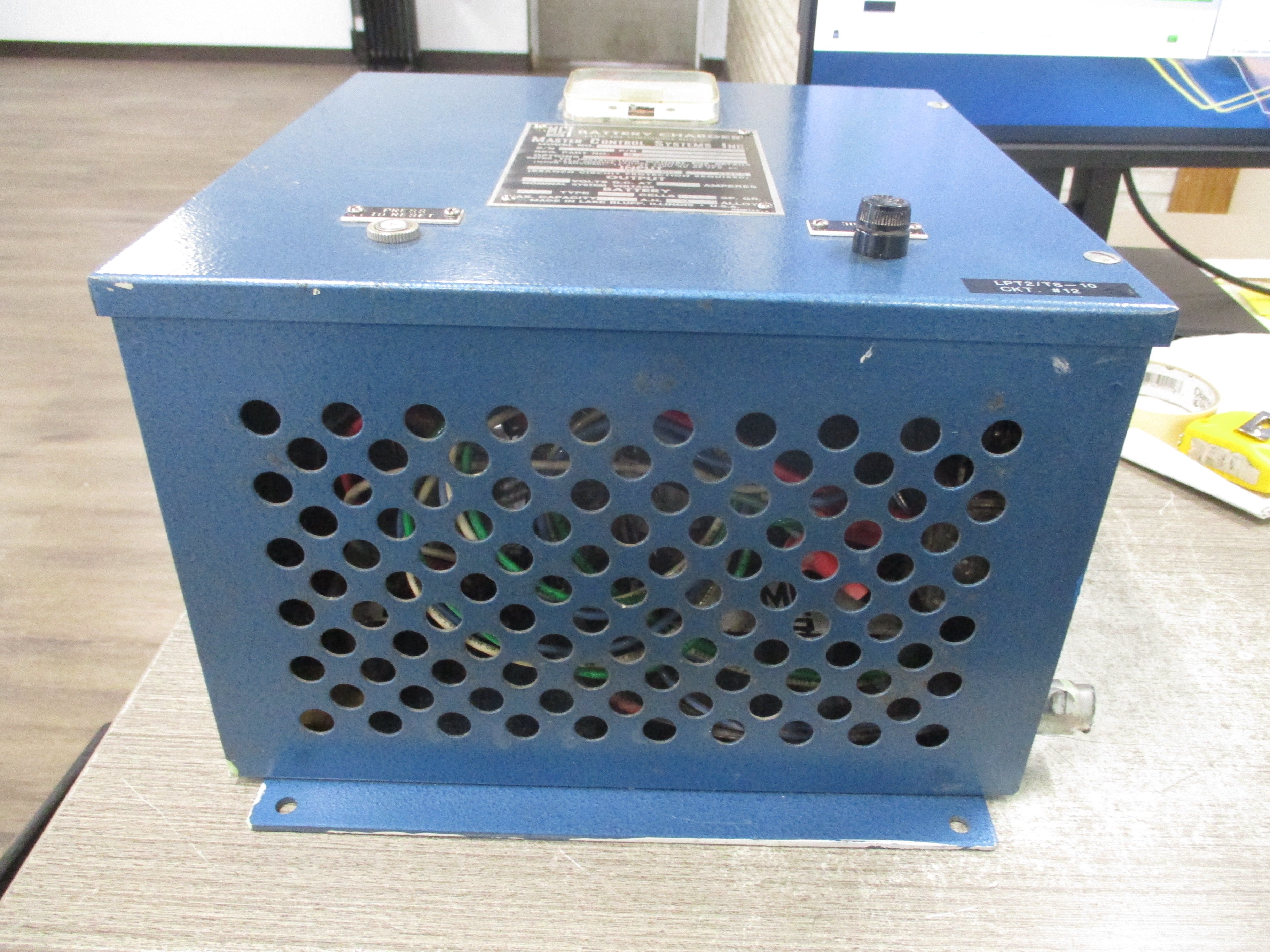 MCS Battery Charger 607 912-1 Model #: MBC 9X-24V-10A-L6A 230AH