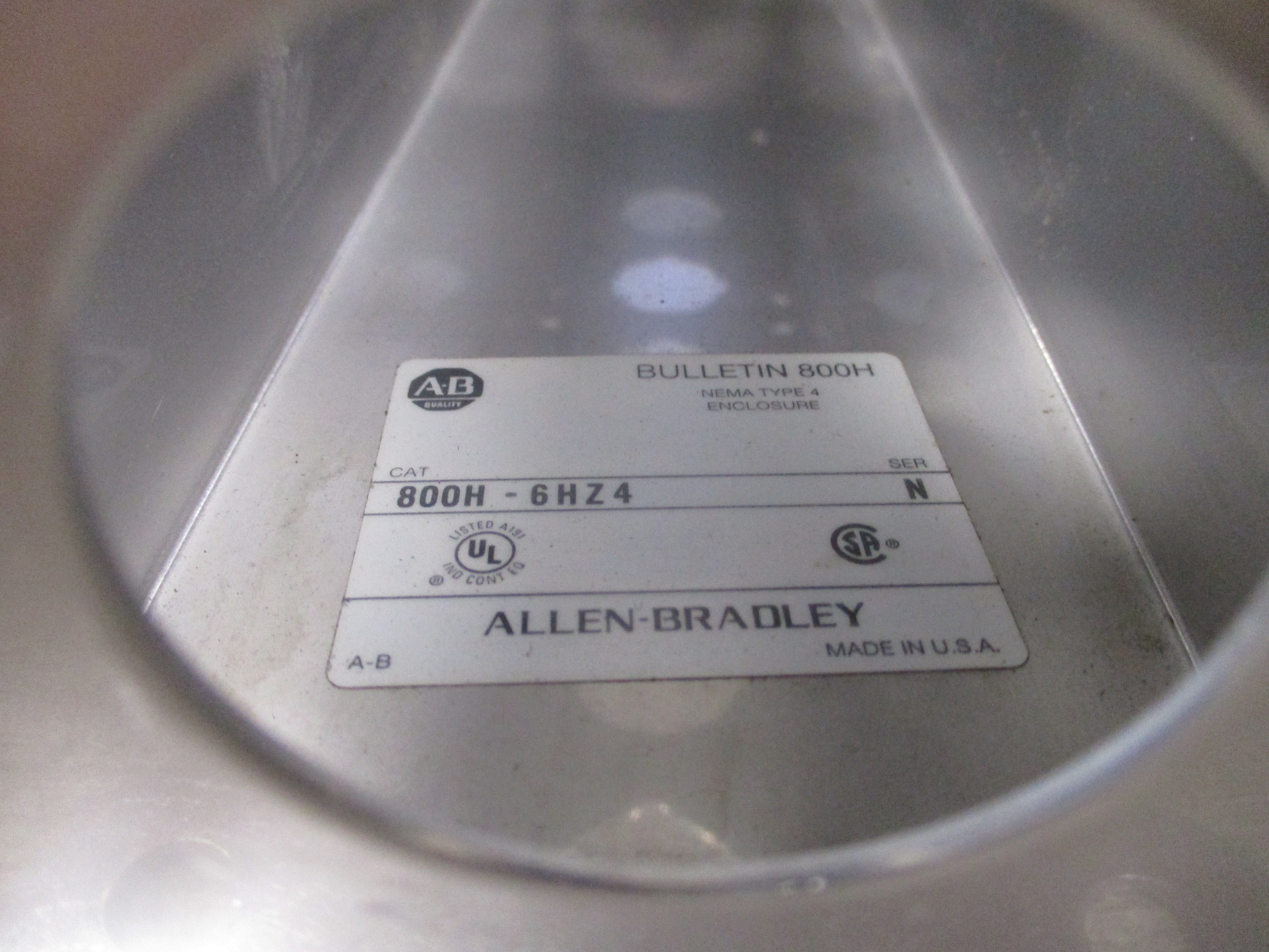 Allen Bradley Stainless Steel Push Button Enclosure 800H-6HZ4 Ser. N 6-Position