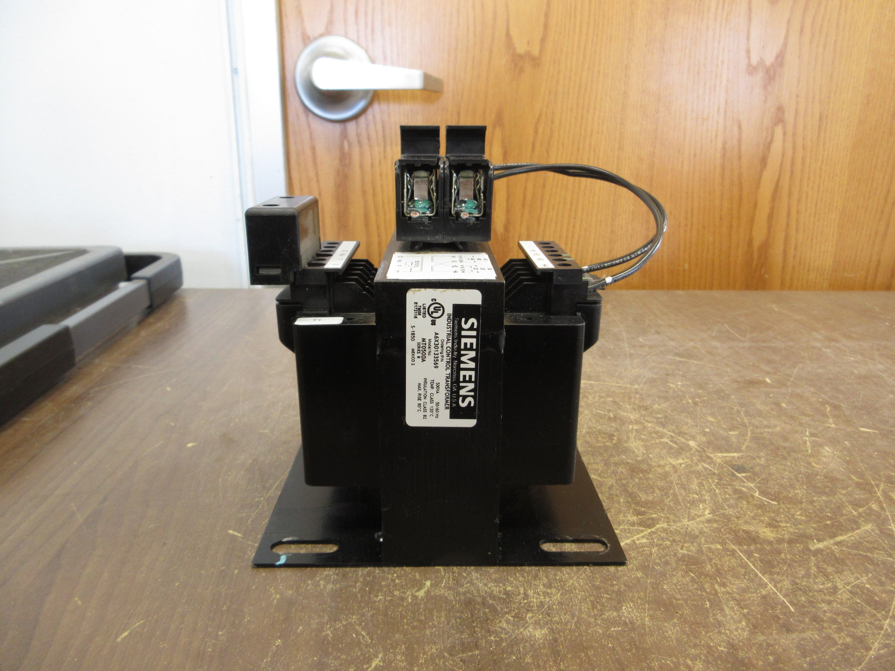 Siemens MT0500A Control Transformer A6X30133569 Ser. B 500VA Pri: 240/480V Used