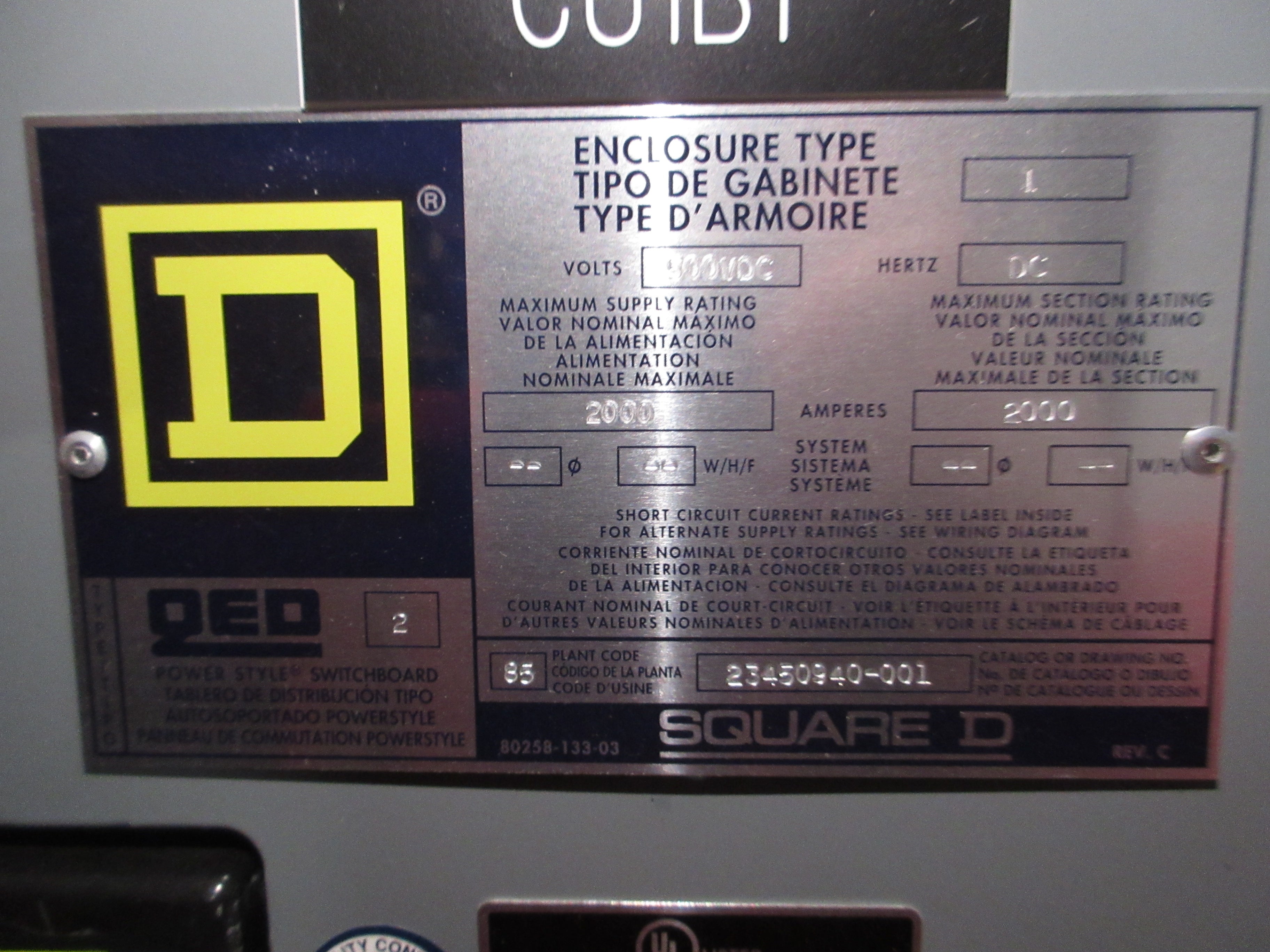 Square D Enclosed DC Circuit Breaker 23450940-001 2000A 500VDC Used