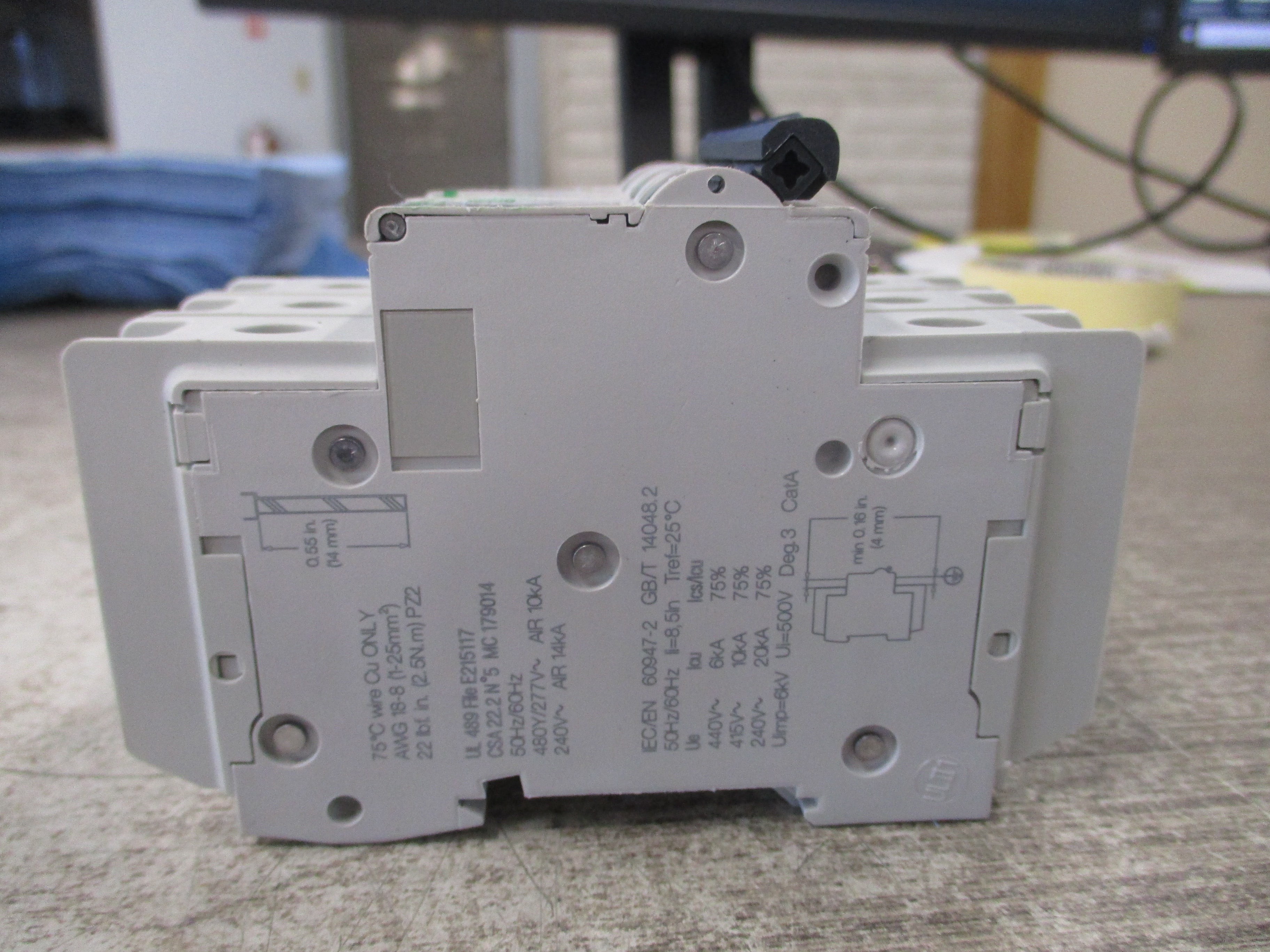 Schneider Electric Multi 9 Circuit Breaker M9F42315 15A 480Y/277V 3P Used