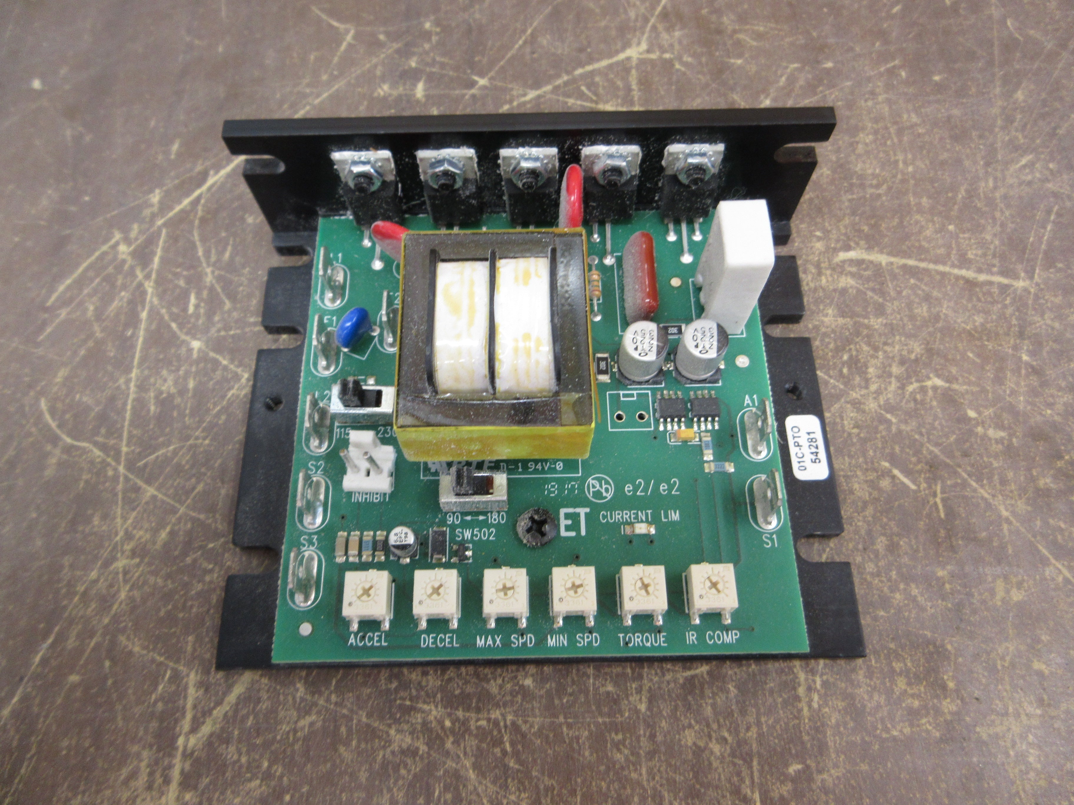 Leeson DC SCR Controller 174311.00 Input: 115/230VAC 50/60Hz 8A Max Armature: 0-90/0-180VDC 5A Max Used