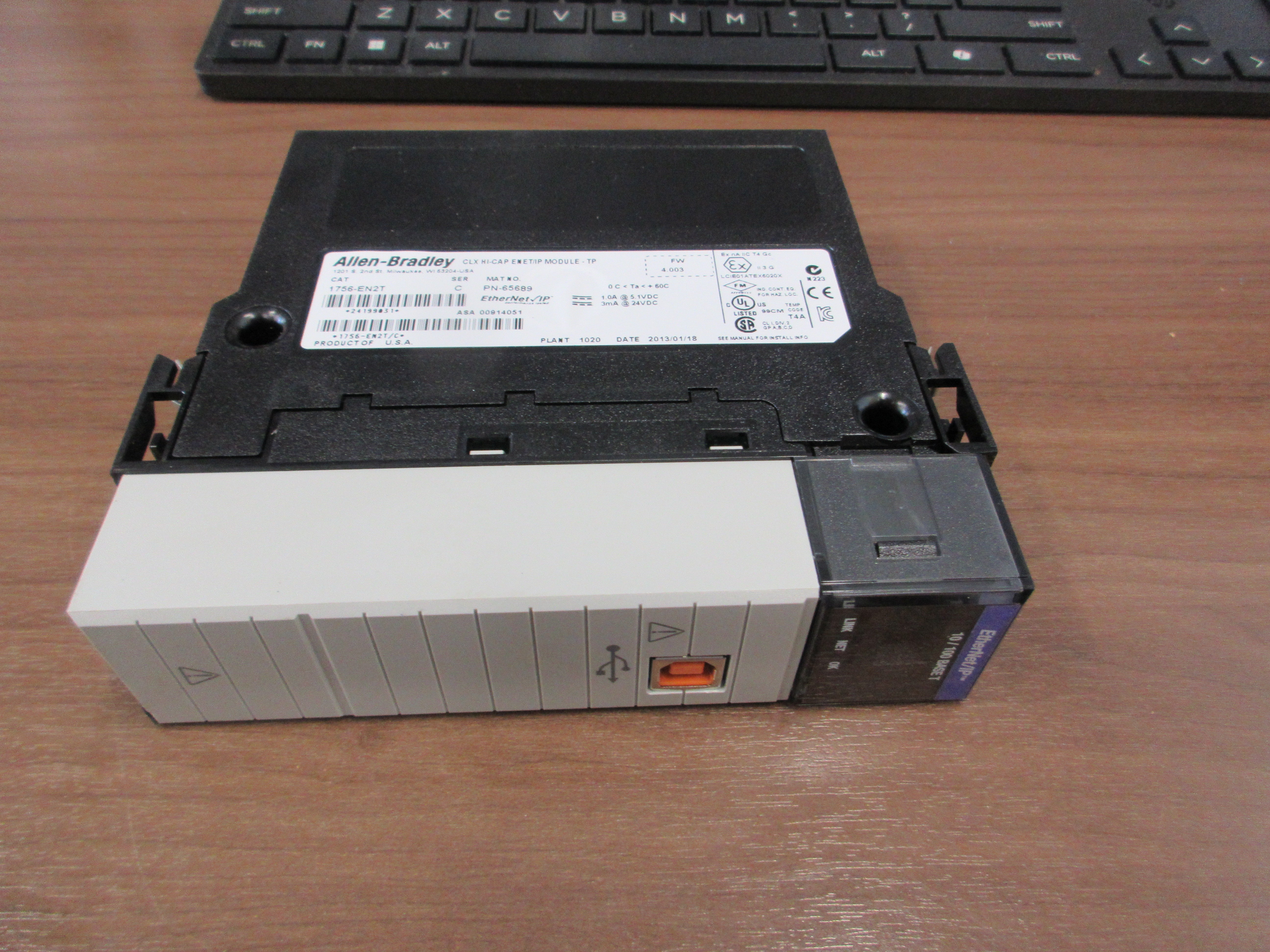Allen-Bradley ControlLogix Hi-CAP ENET/IP Module 1756-EN2T Ser. C FW: 4.003 Used