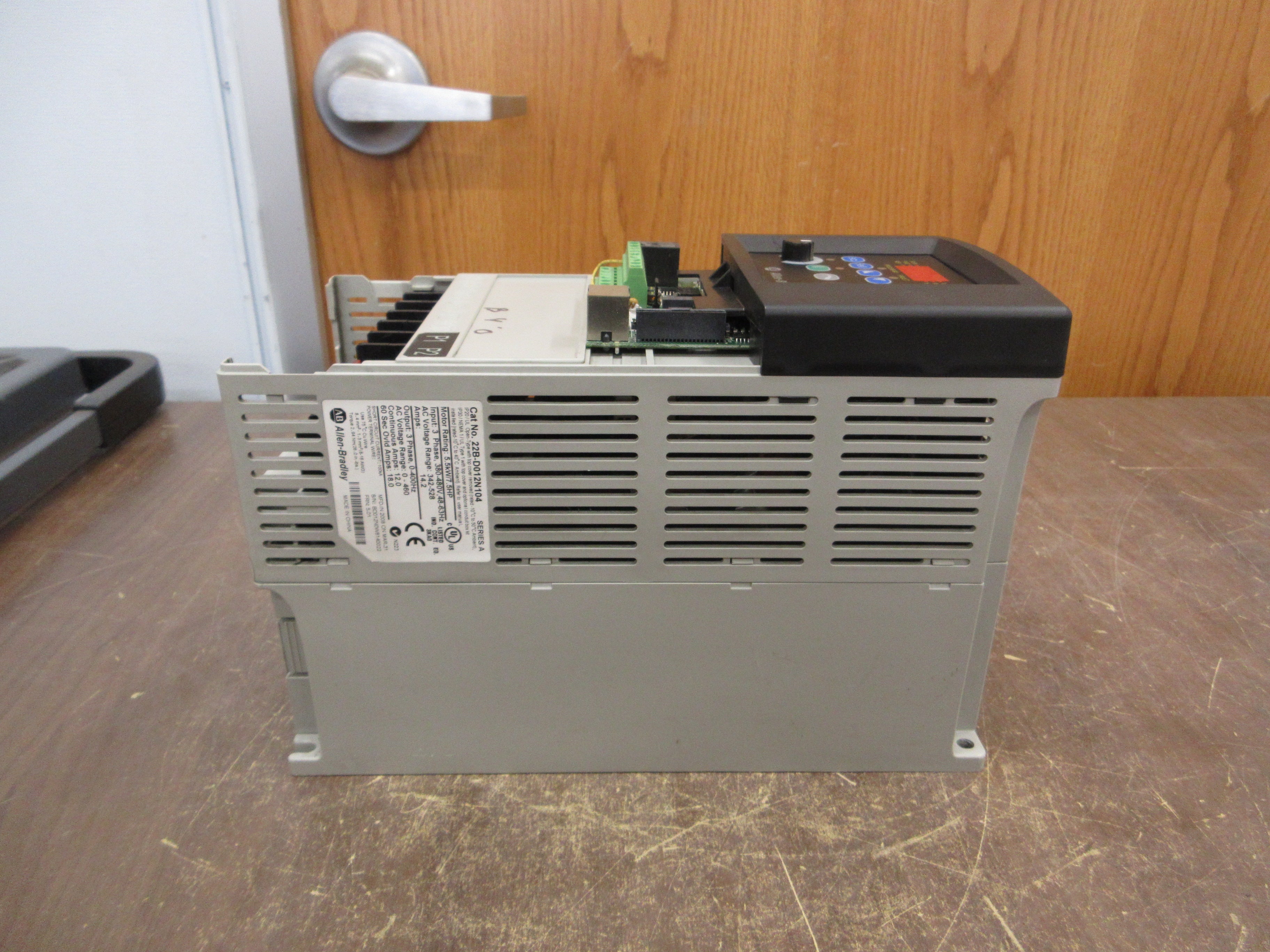 Allen-Bradley PowerFlex 40 AC Drive 22B-D012N104 7.5HP 3Ph *No Cover* Used