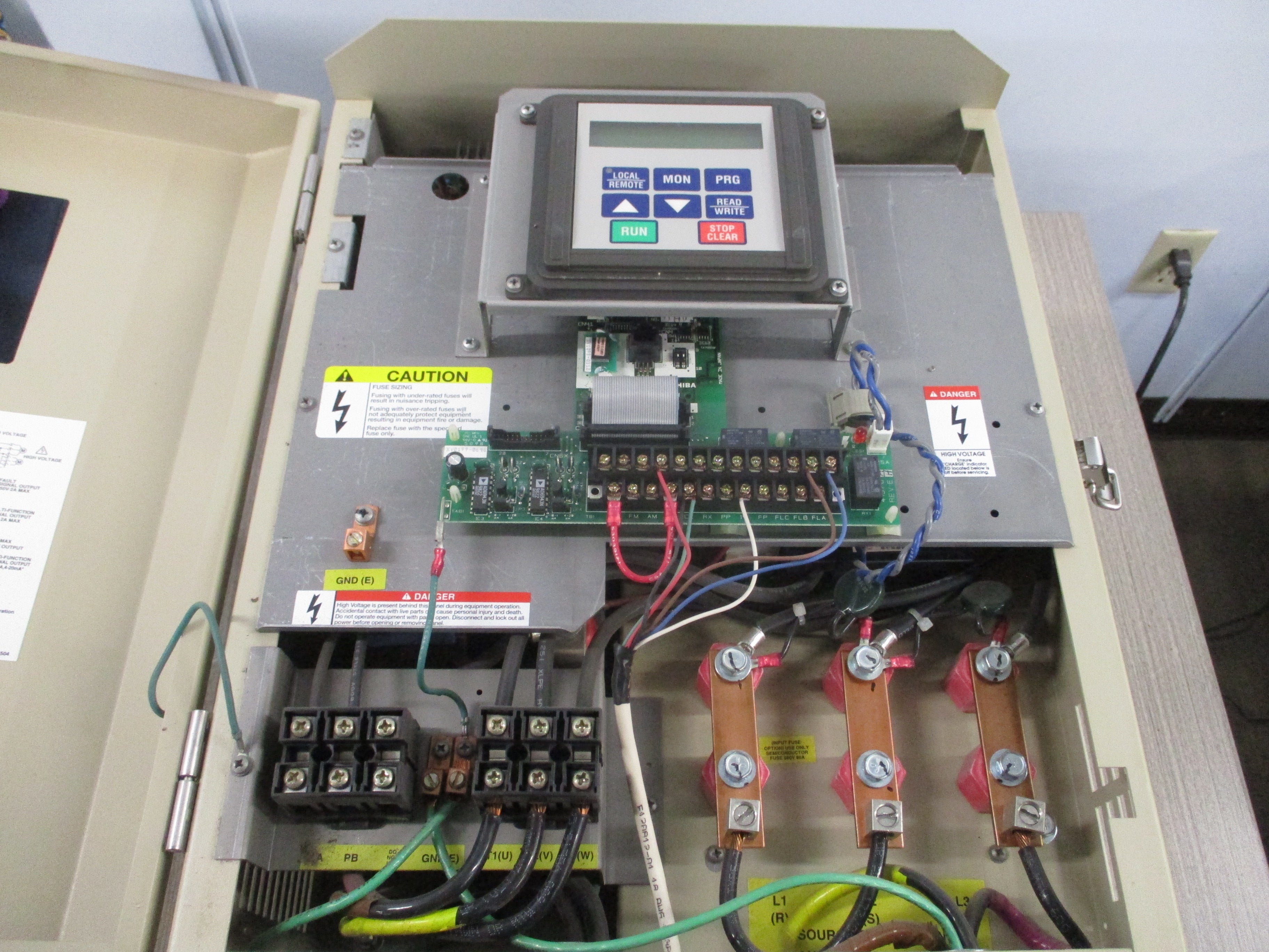 Toshiba H3 AC Drive VT130H3U4330 30HP 3Ph Input: 460V 44A 3P 50/60Hz