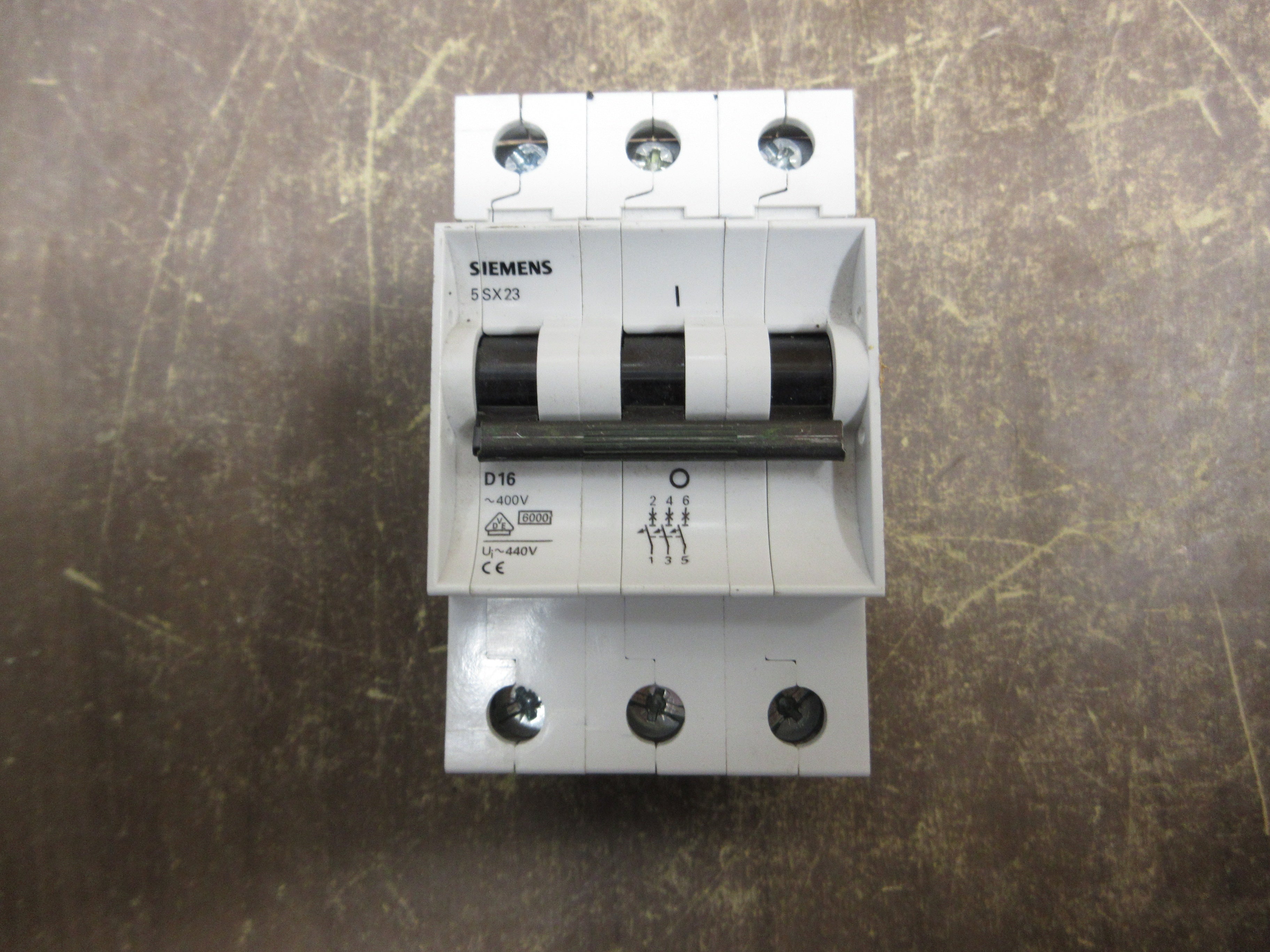 Siemens Circuit Breaker 5SX23 D16 16A 480V 3P Used