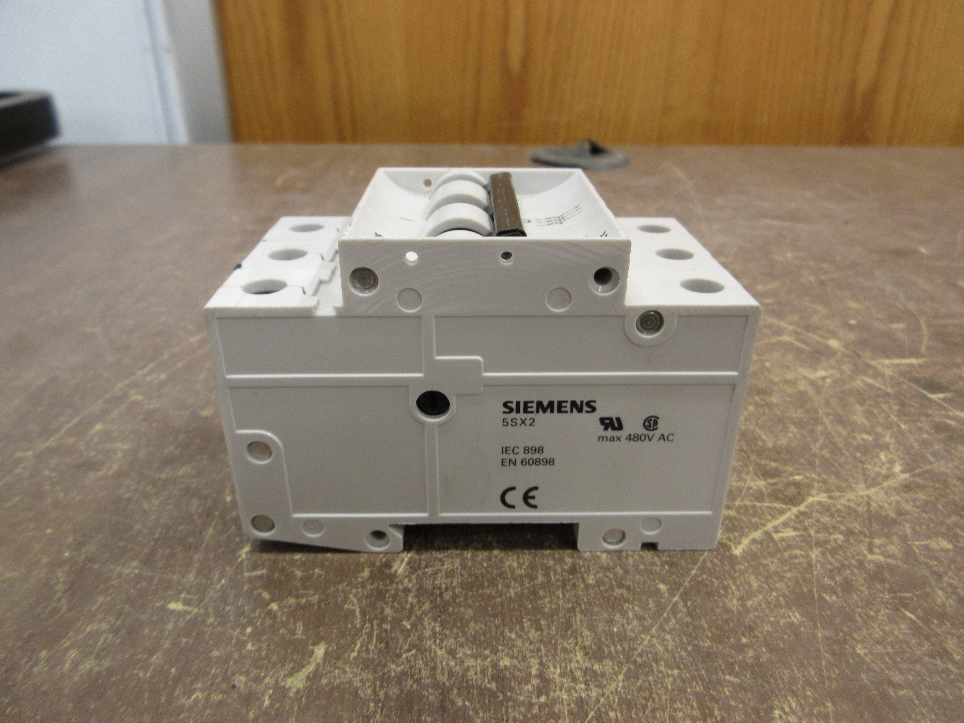 Siemens Circuit Breaker 5SX23 D16 16A 480V 3P Used