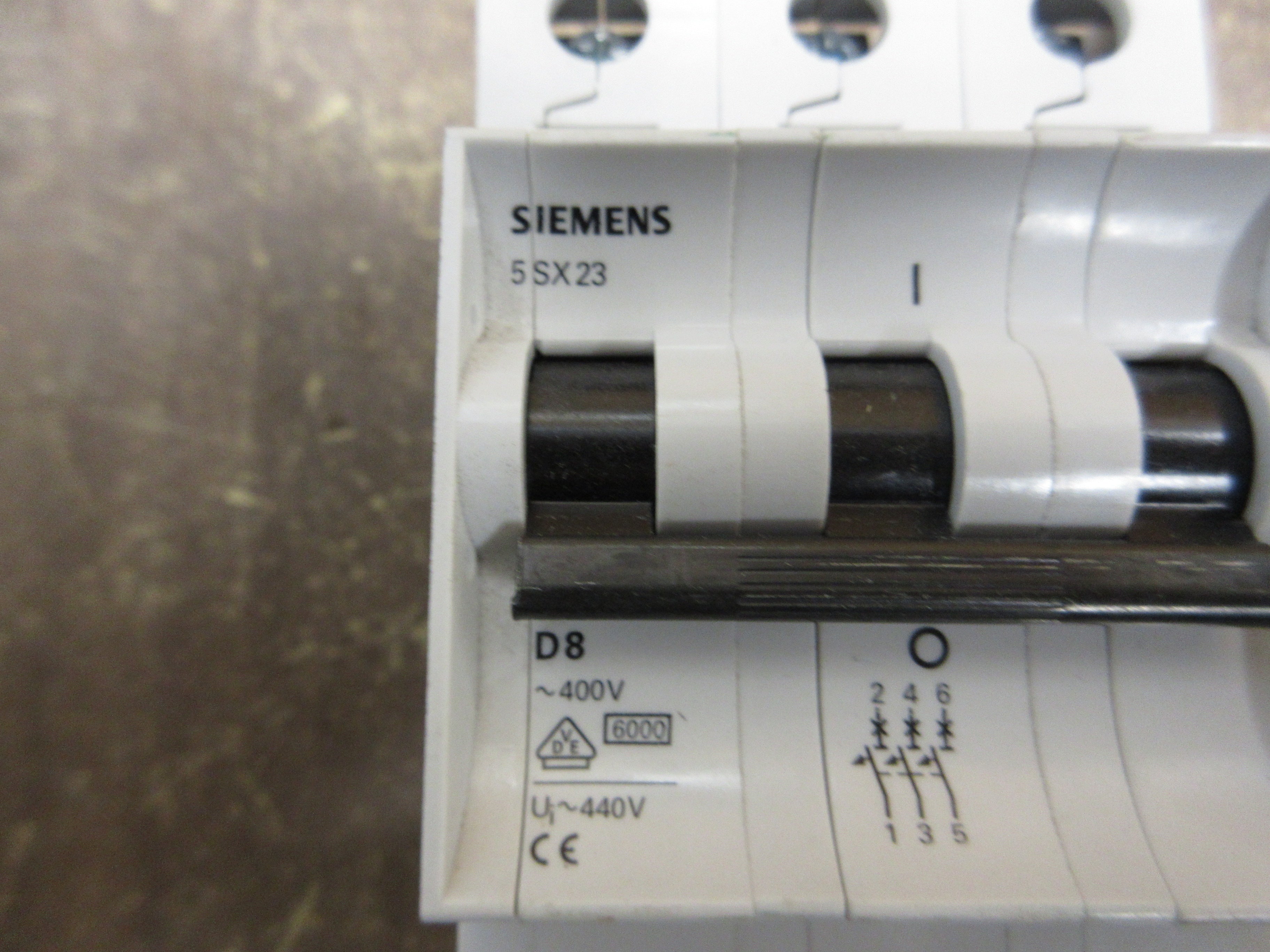Siemens Circuit Breaker 5SX23 D8 8A 480V 3P Used