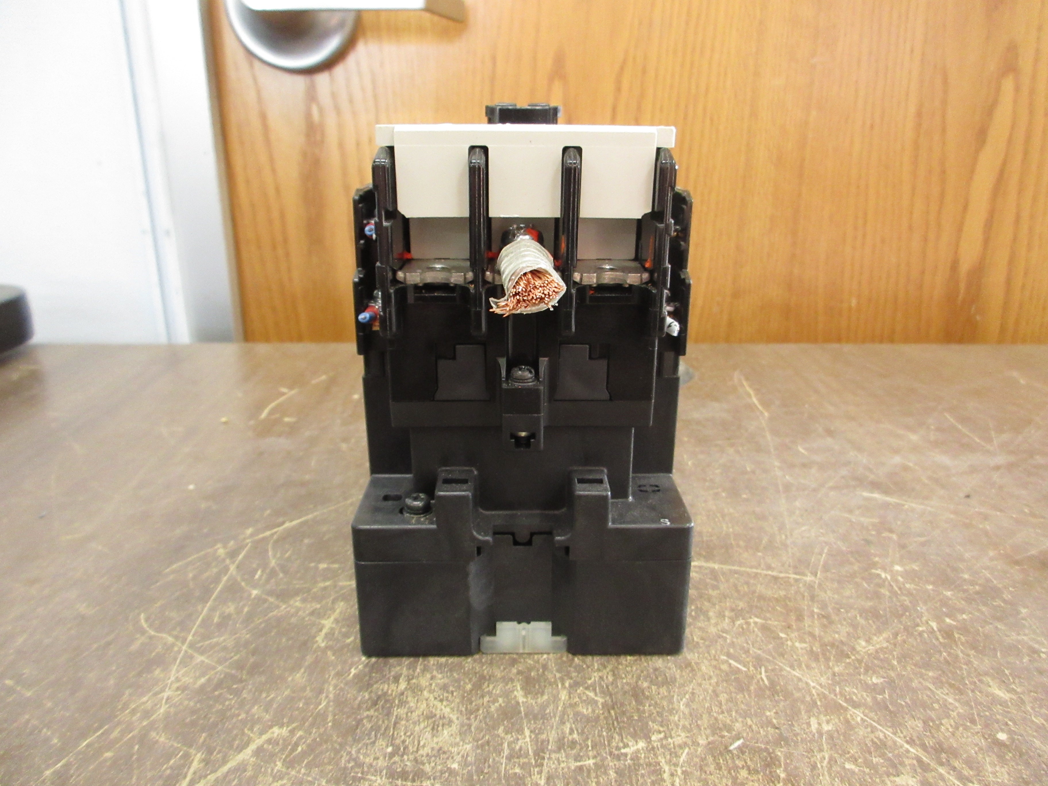 Fuji Electric SC-N3/SE [65] Contactor SC65BAS 24V AC/DC Coil 65A Used