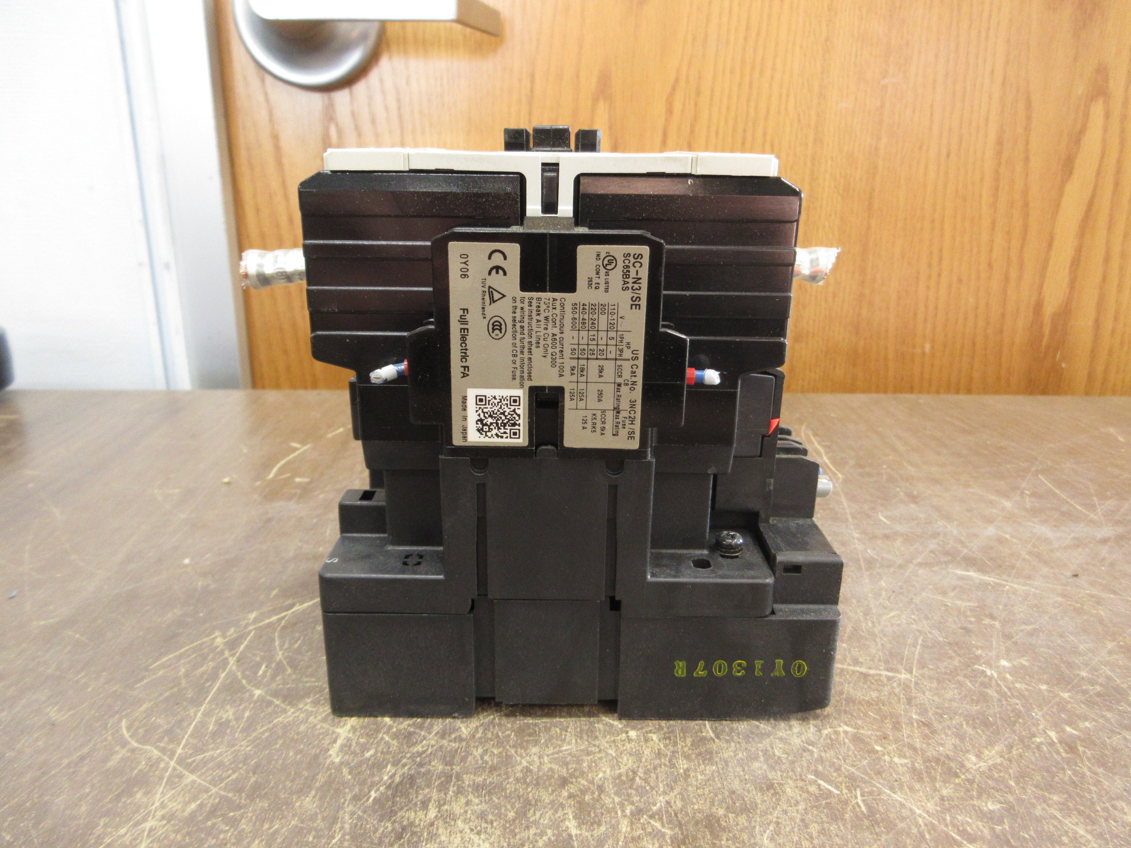 Fuji Electric SC-N3/SE [65] Contactor SC65BAS 24V AC/DC Coil 65A Used