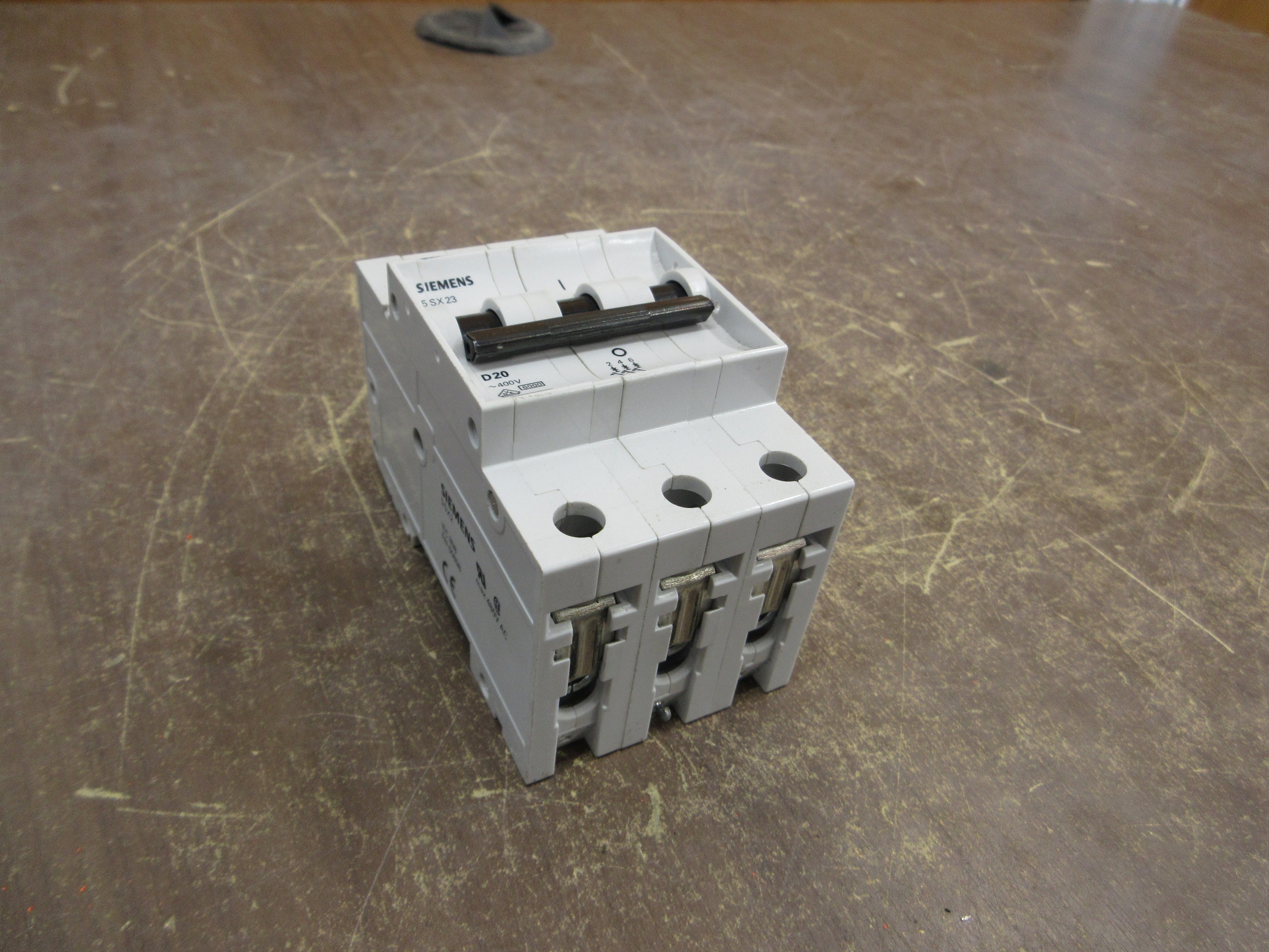 Siemens Circuit Breaker 5SX23 D20 20A 480V 3P Used