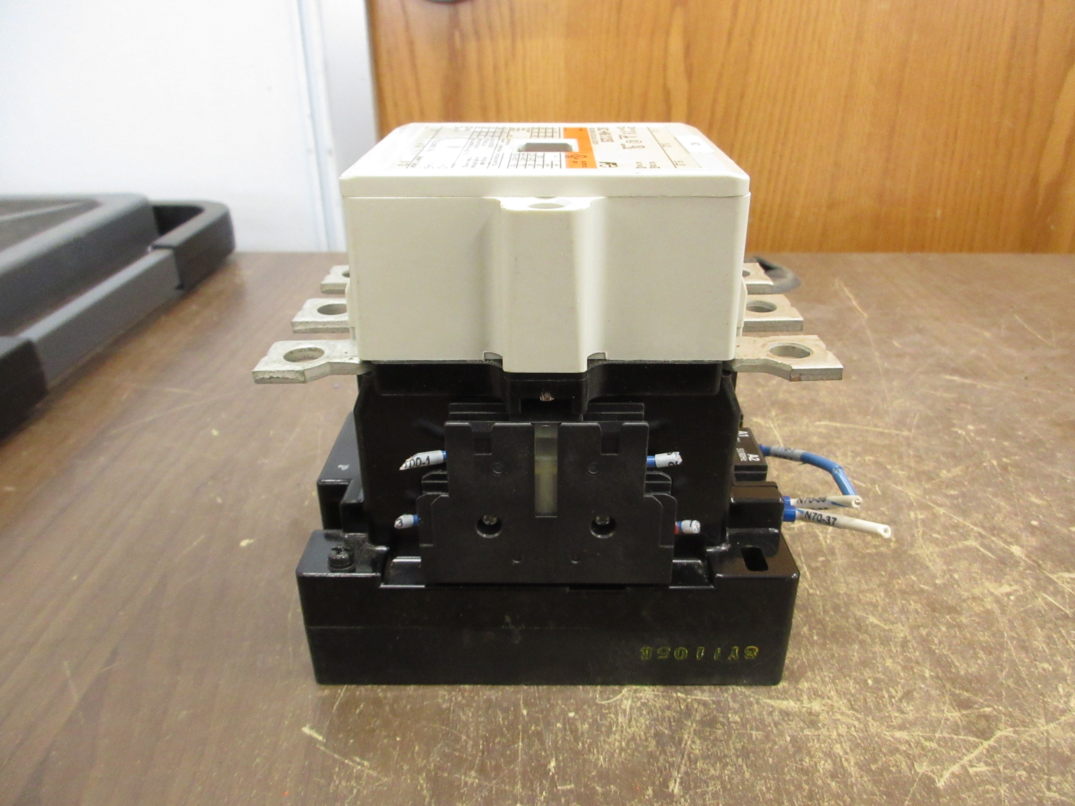 Fuji Electric SC-N6[125] Contactor 3NC3H 24V AC/DC Coil 150A Used