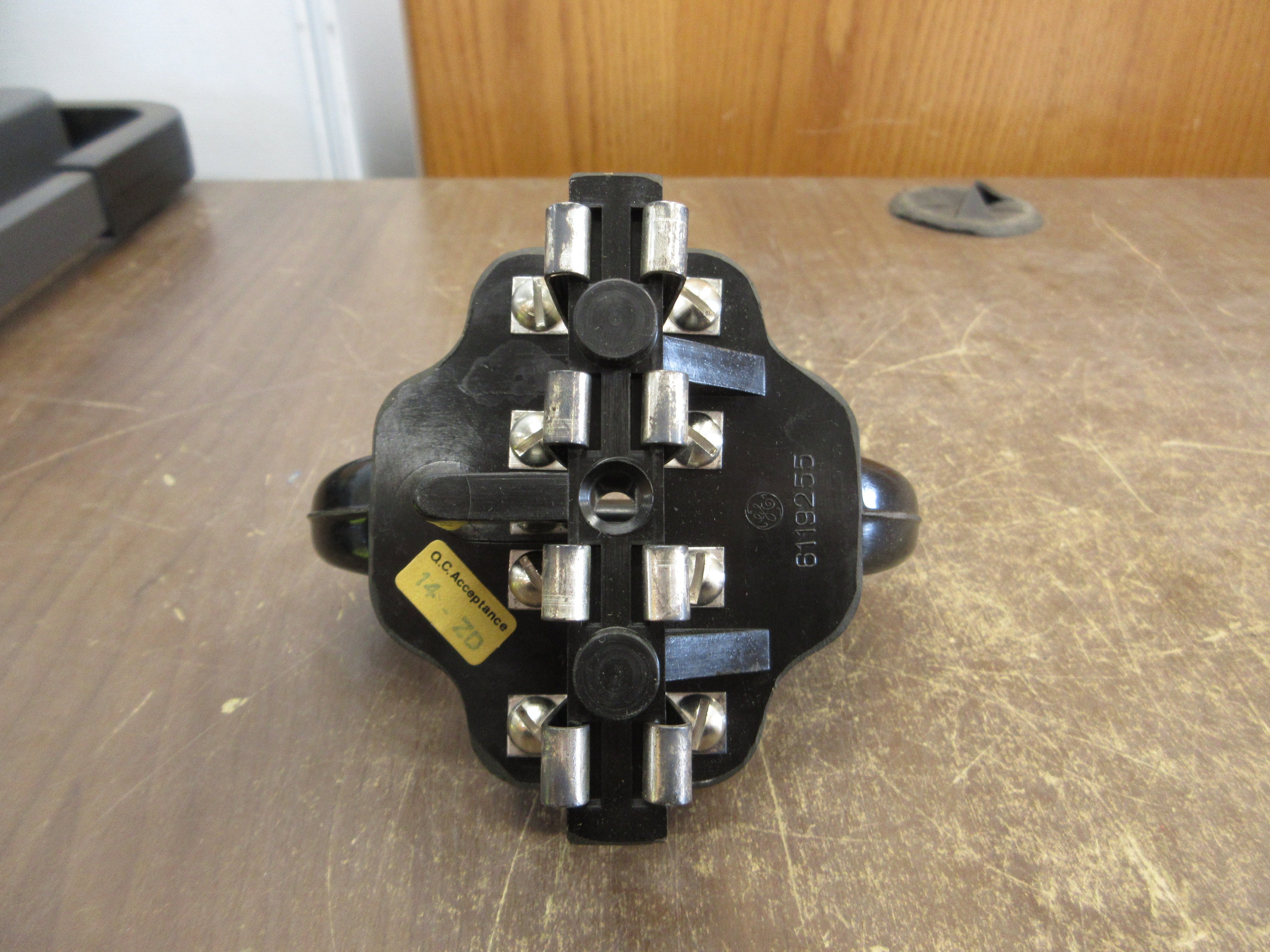 GE Test Plug 6129533GI 4P New Surplus