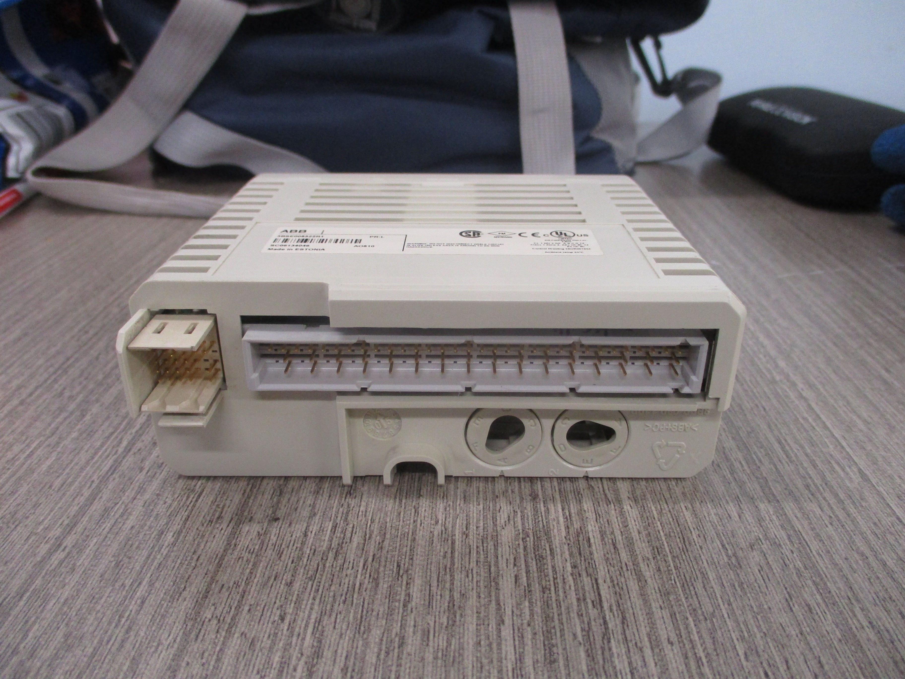 ABB AO810 Analog Output Module 3BSE008522R1 PR: L 0-20mA Used