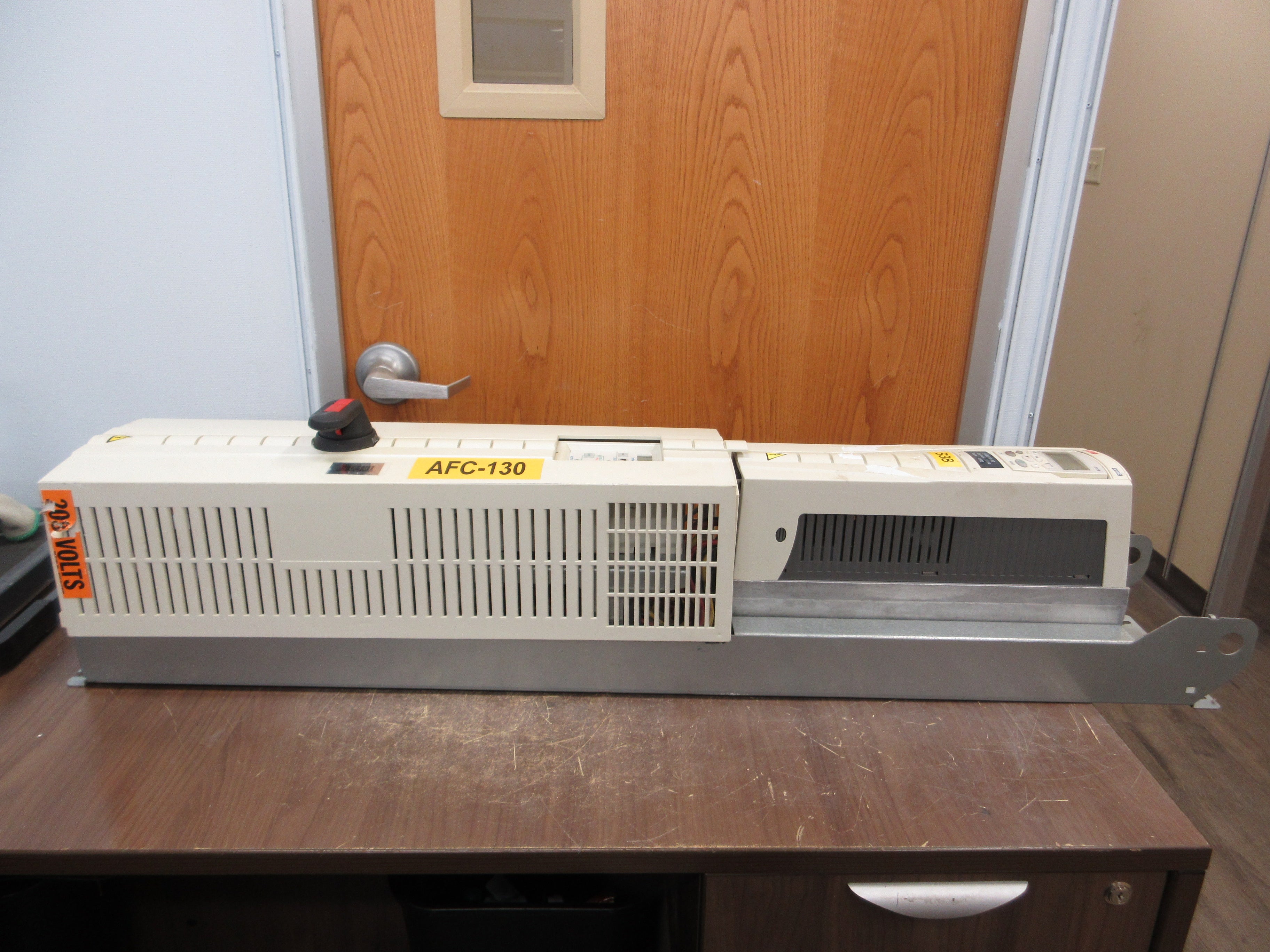 ABB ACH550 AC Drive w/Bypass ACH550-VCR-031A-2+F267 10HP 3Ph Used