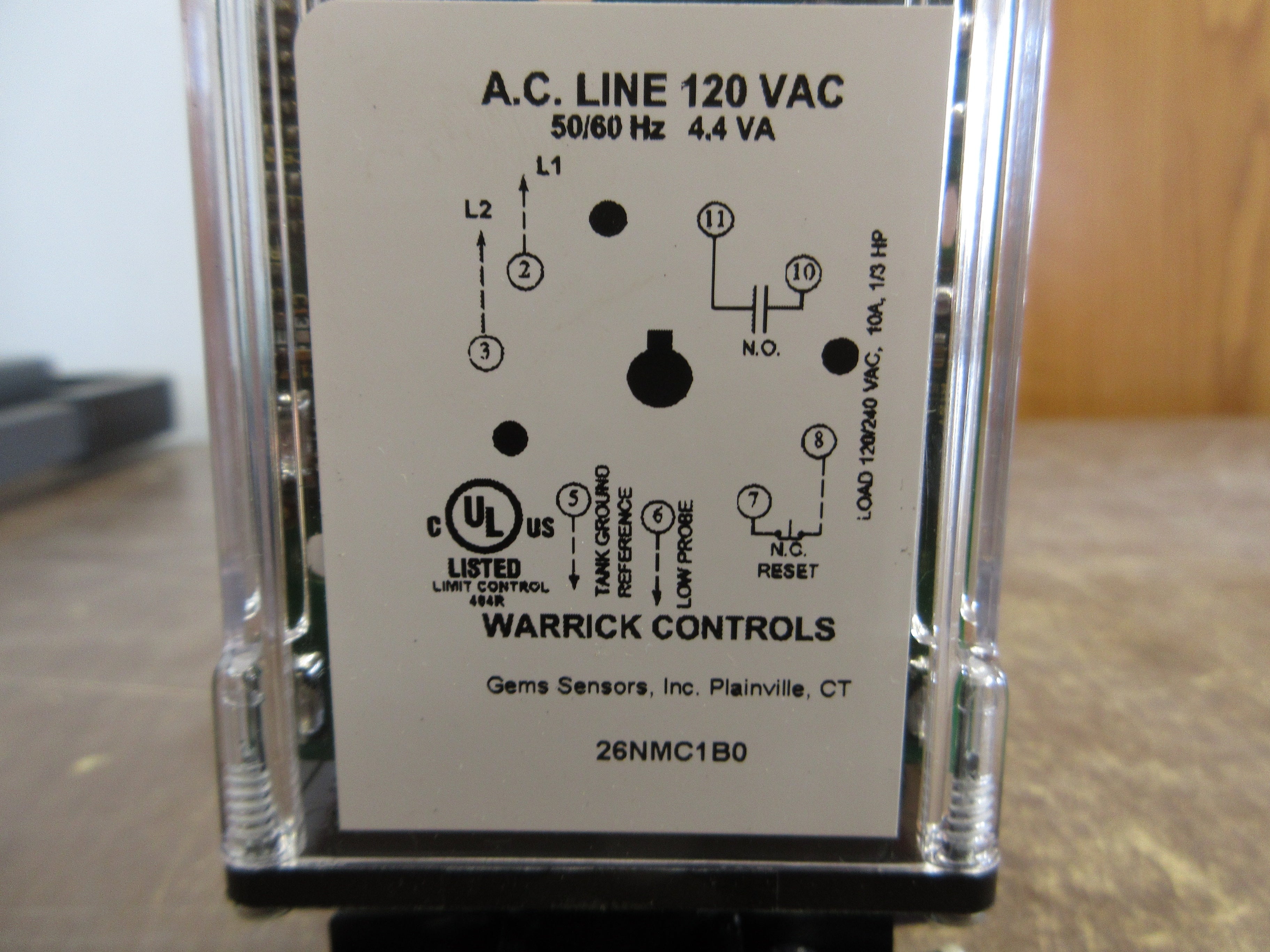 Warrick Controls Liquid Level Relay 26NMC1B0 120V 50/60Hz 4.4VA w/ Base Used