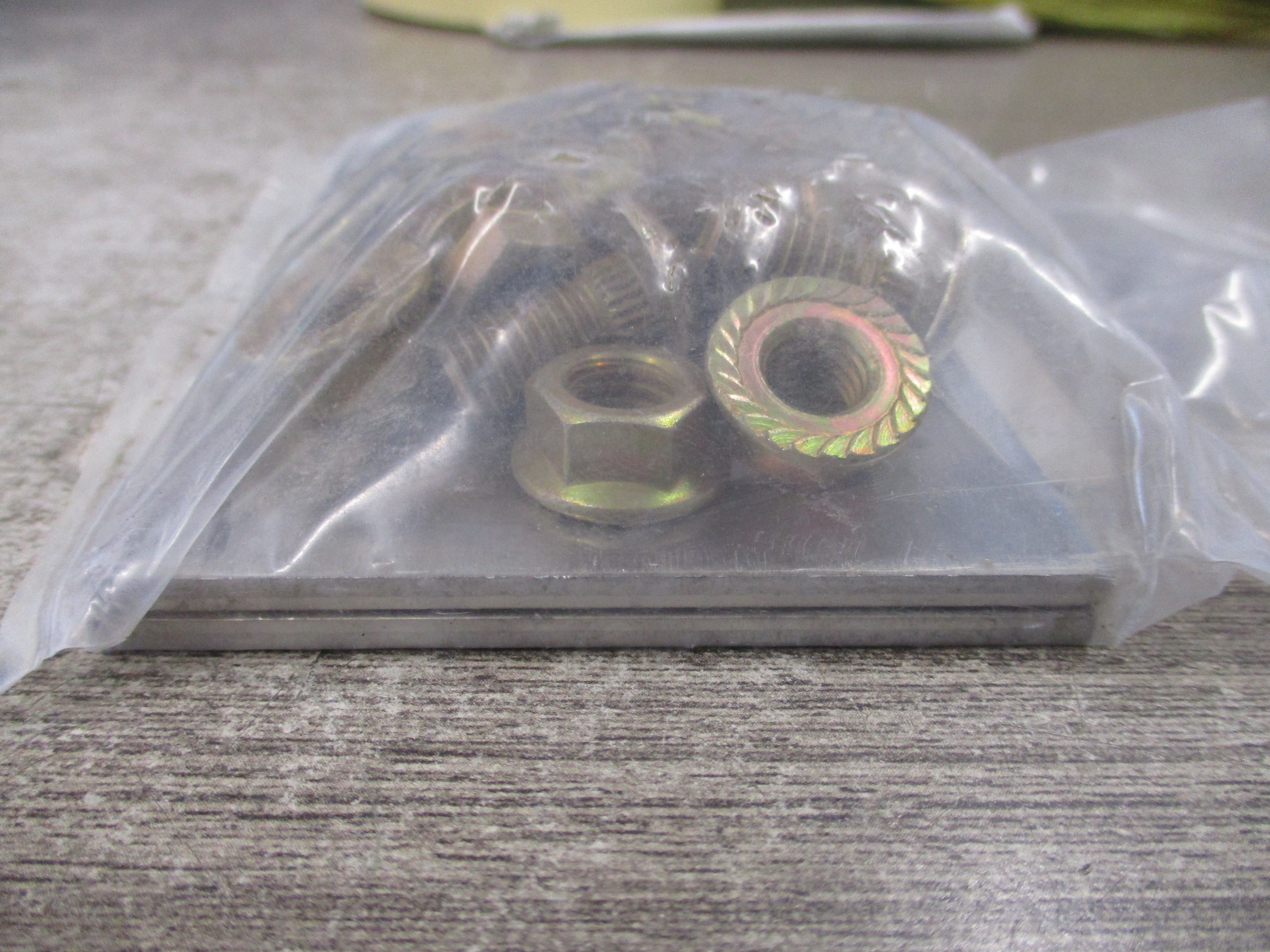 Legrand, P082046 Cable Tray Conn Kit, part#:4A1-1302-CD-INCL 4H AL, New surplus