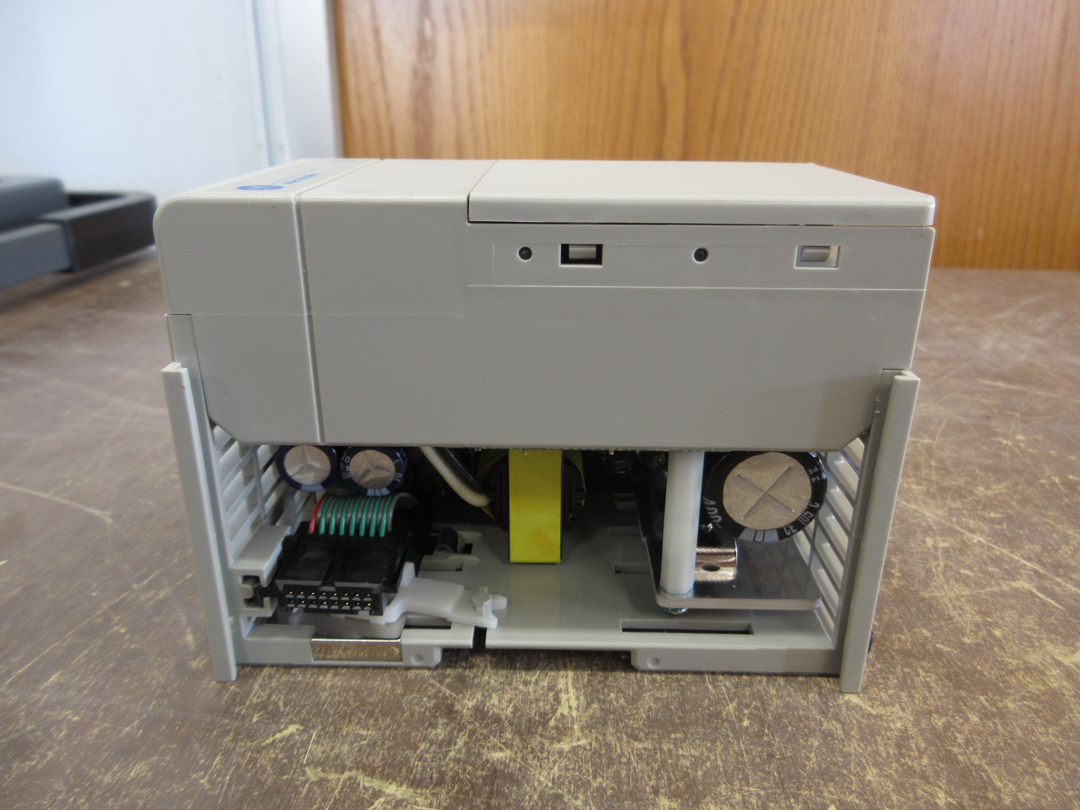 Allen-Bradley Compact I/O Power Supply 1769-PA2 Ser. A Used
